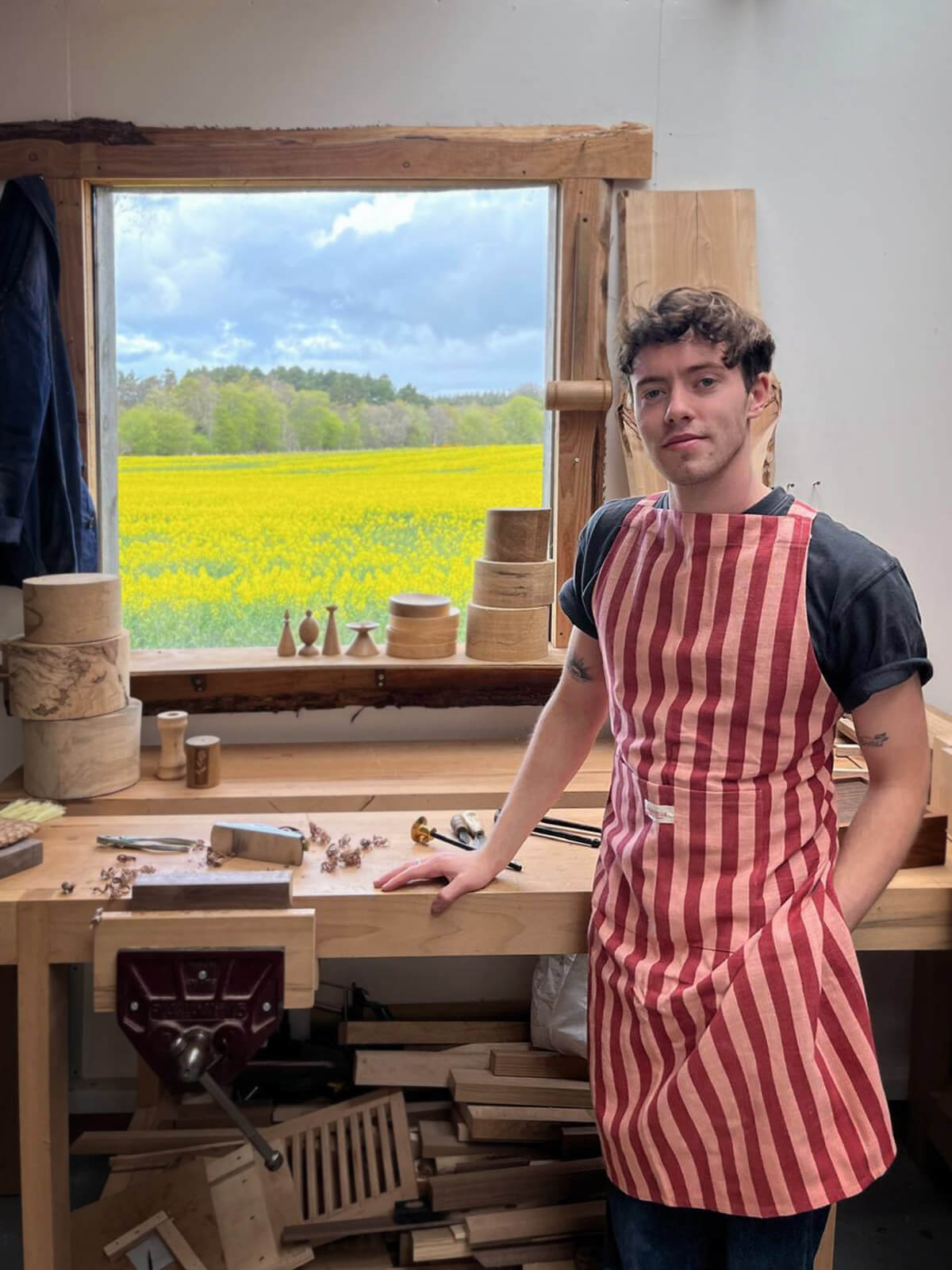 Jaipur Stripe Apron in Pomegranate Red - Stylish & Durable Kitchen Apron for Cooking, Baking & Grilling - Perfect for Home Chefs & BBQ Enthusiasts