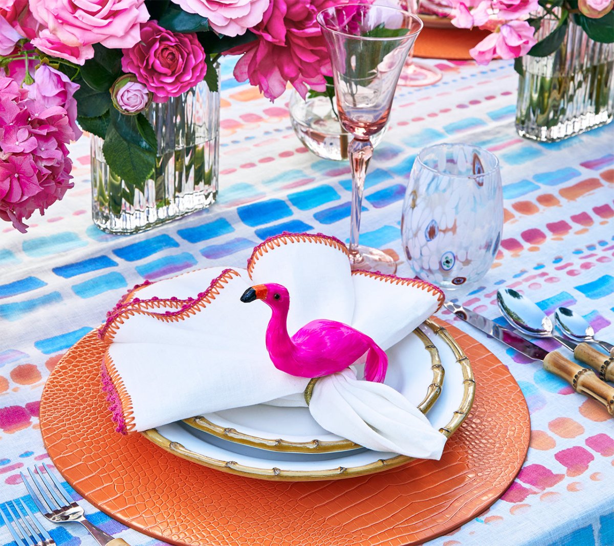 Vibrant Crocodile Print Placemats Set of 4 - Waterproof & Heat Resistant Dining Table Mats for Everyday Use, Dinner Parties & Home Decor