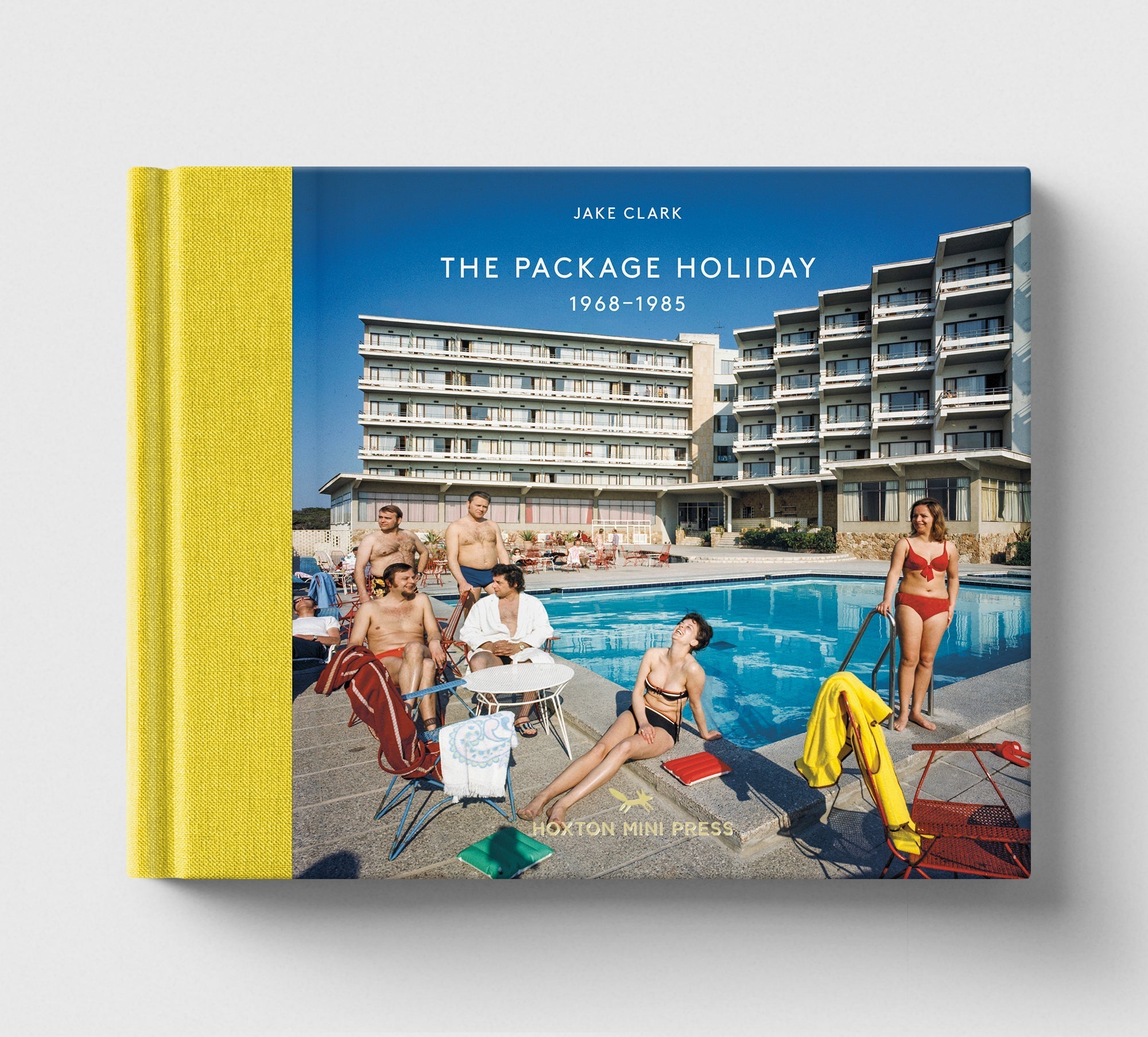 Vintage Britain Travel Guide: The Package Holiday 1968-1985 (Book 14) - Perfect for History Buffs & UK Travel Planning