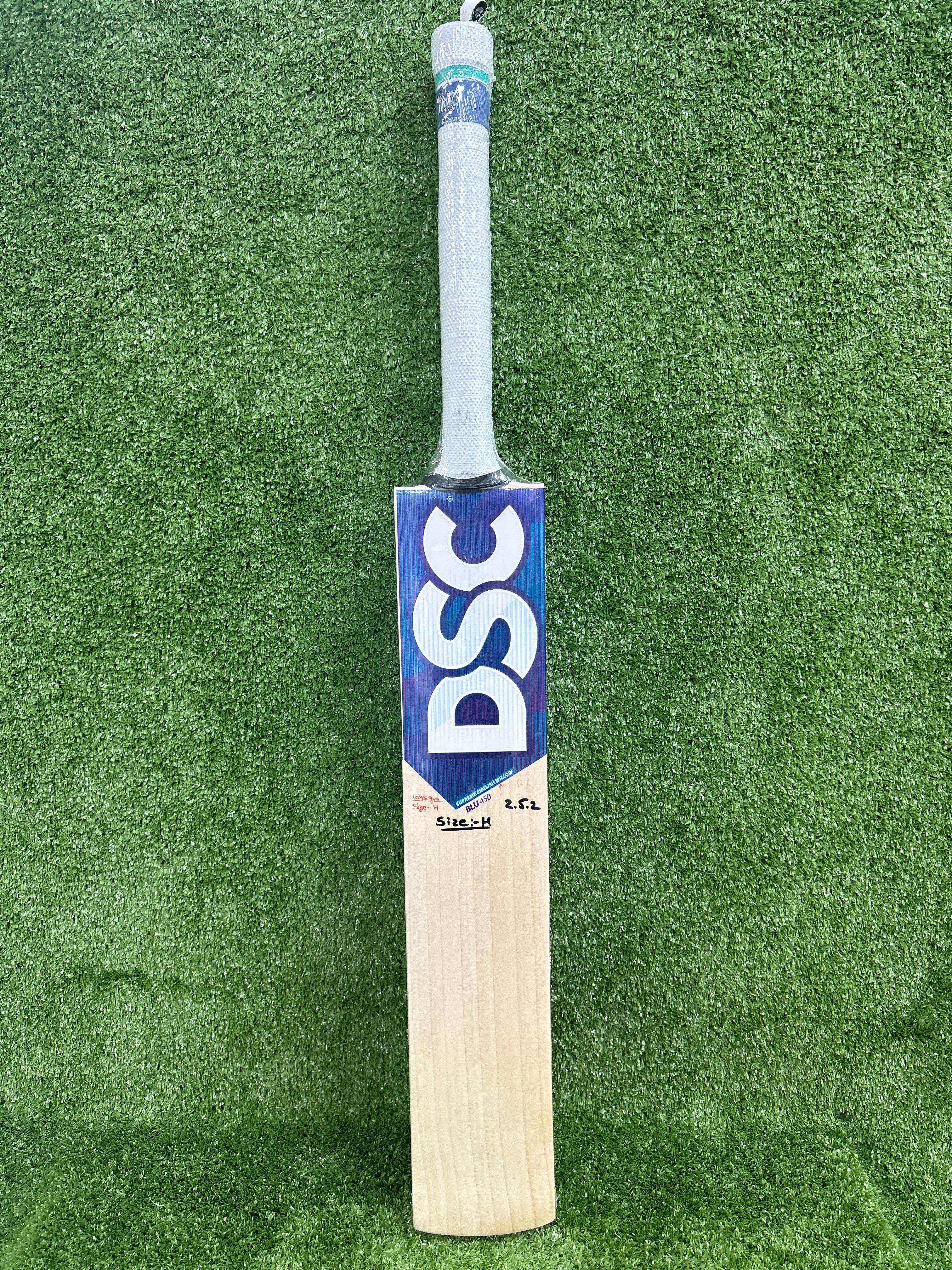 Premium DSC Blu 450 Youth Harrow English Willow Cricket Bat - Lightweight & Durable for Junior Players - Perfect for Practice, Matches & Cricket Training Sessions