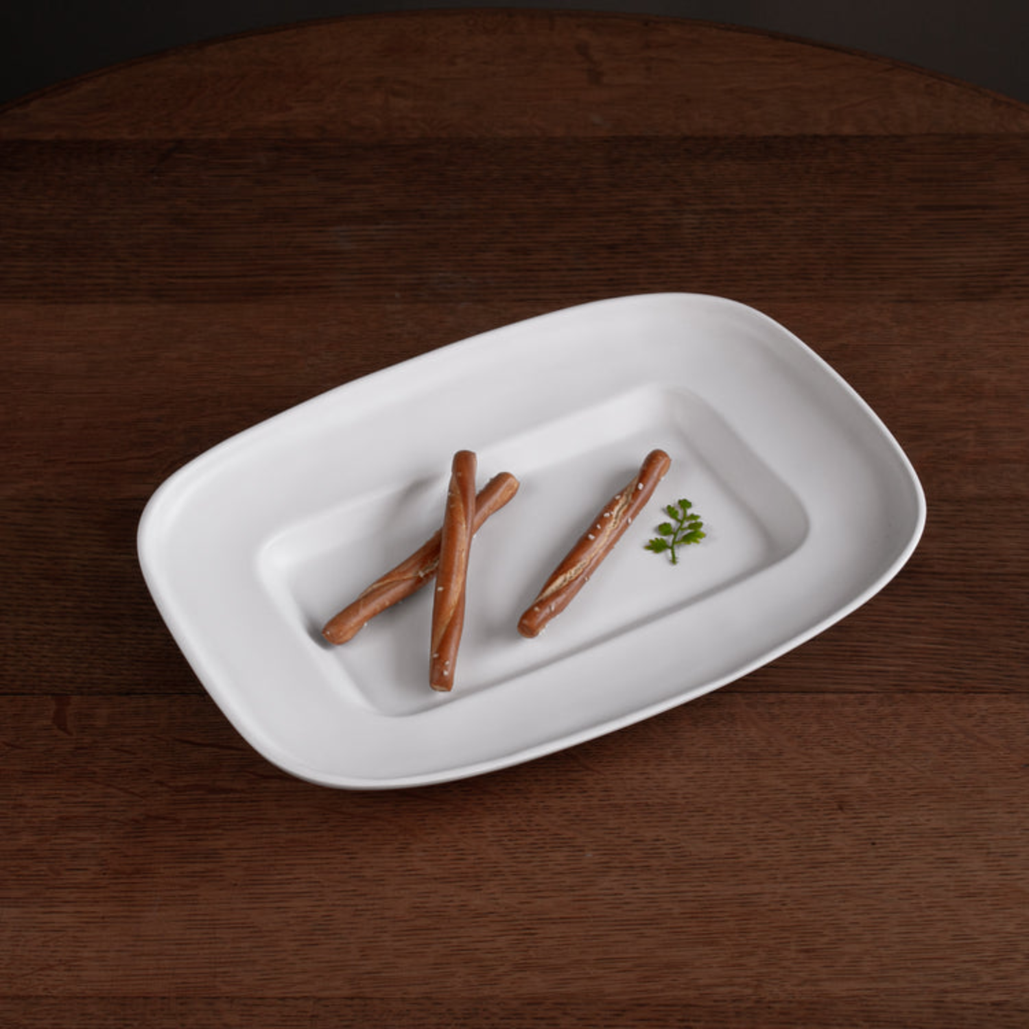 Elegant Reign Rectangular Platter - Premium Serving Tray for Entertaining, Dining & Home Decor - Perfect for Parties, Weddings & Holiday Gatherings