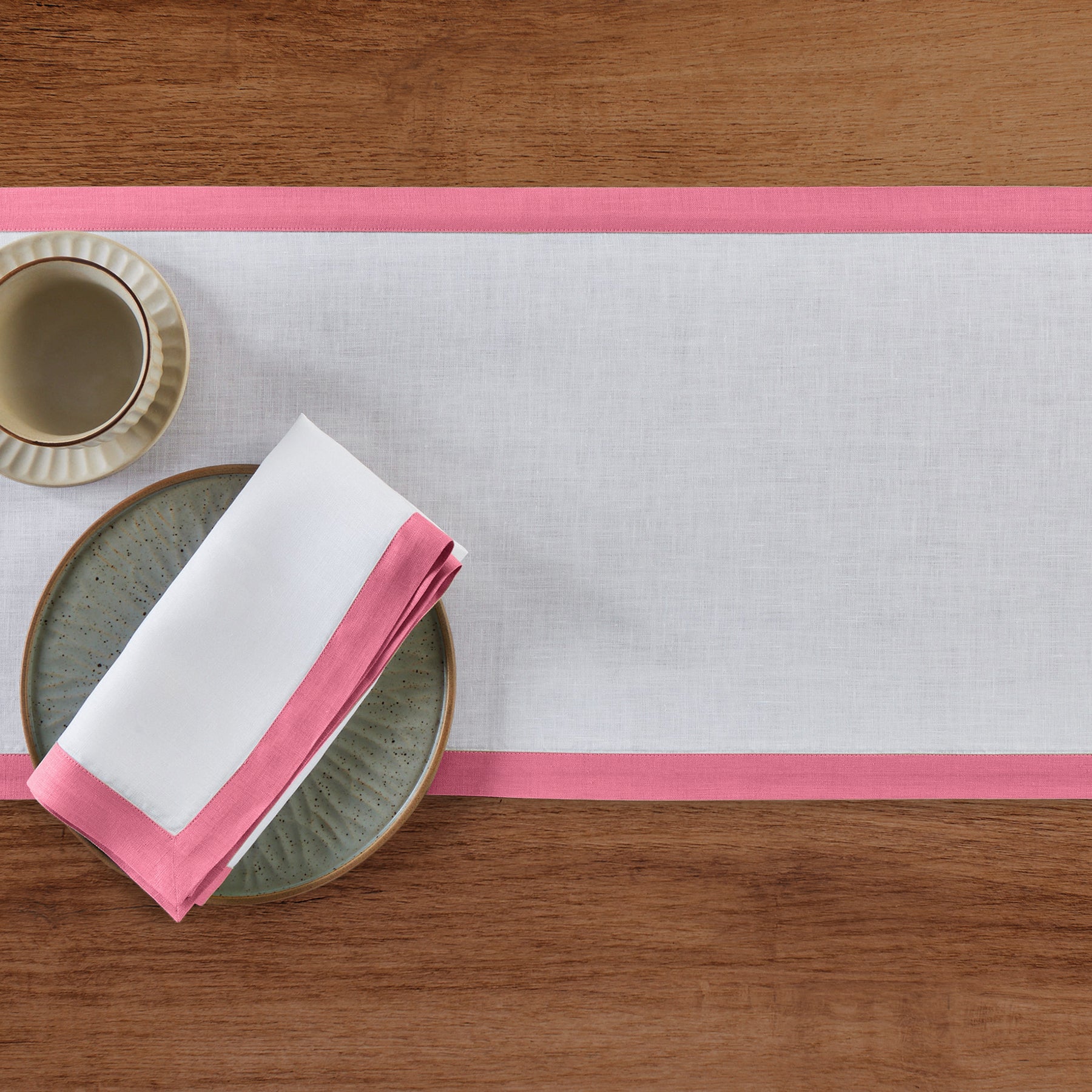 Elegant Classic Table Runner for Dining Room Decor - Perfect for Weddings, Holidays & Home Decor