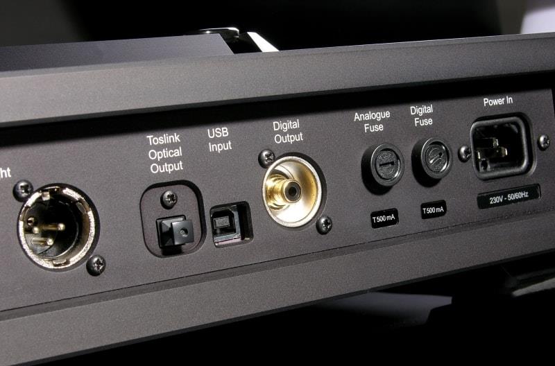 Rega Isis Flagship High-End CD Player - Premium Audiophile Sound for Home Theater & Music Listening