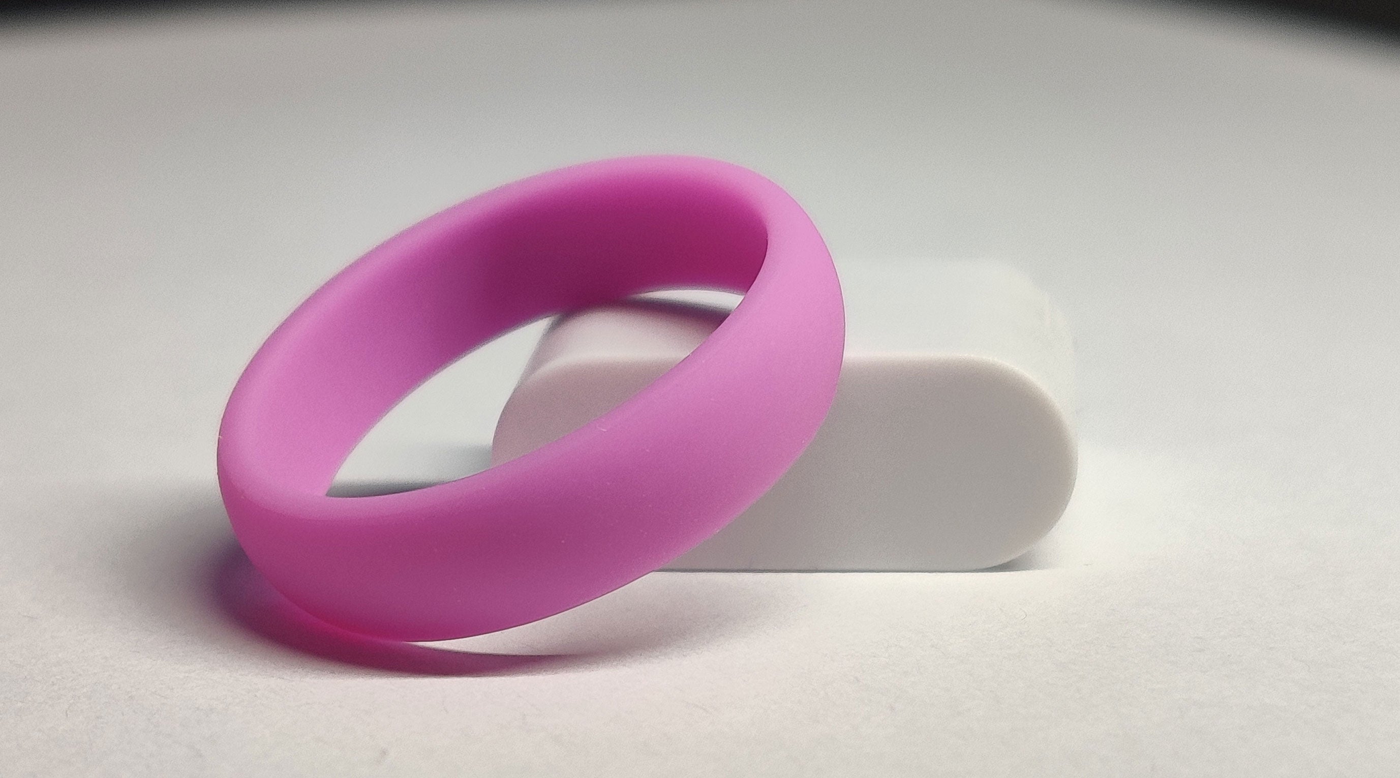 Smooth Scroll Wheel Ring - Ergonomic Finger Ring Mouse for Laptop & Desktop - Perfect for Gaming, Design, and Office Work