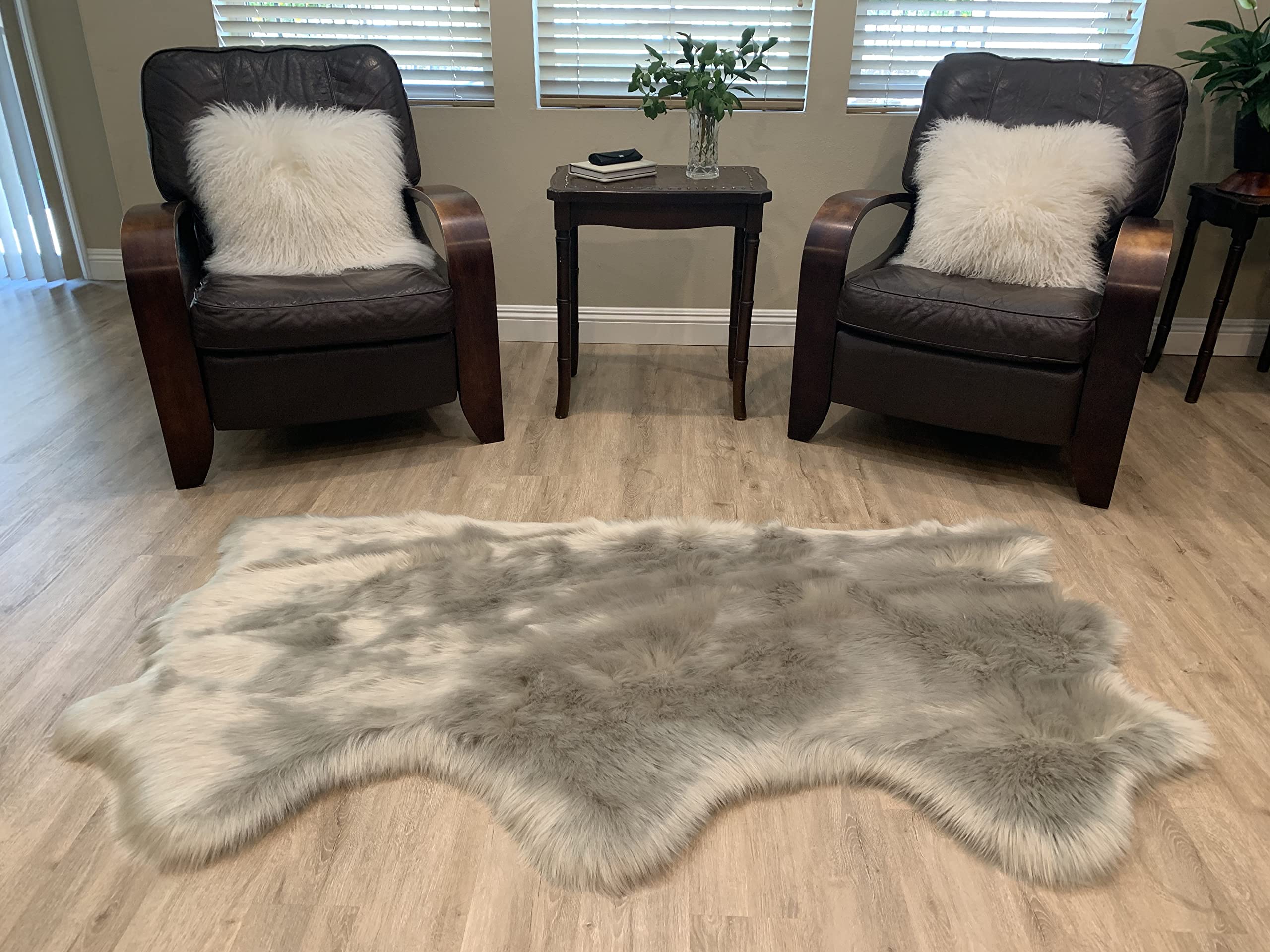 LAMBZY Faux Sheepskin Super Soft Hypoallergenic Silky Shag Rug - 3'x6' Grey Fluffy Area Rug for Living Room, Bedroom, Nursery & Sofa - Cozy Home Decor, Perfect for Kids Playroom & Pet-Friendly Spaces