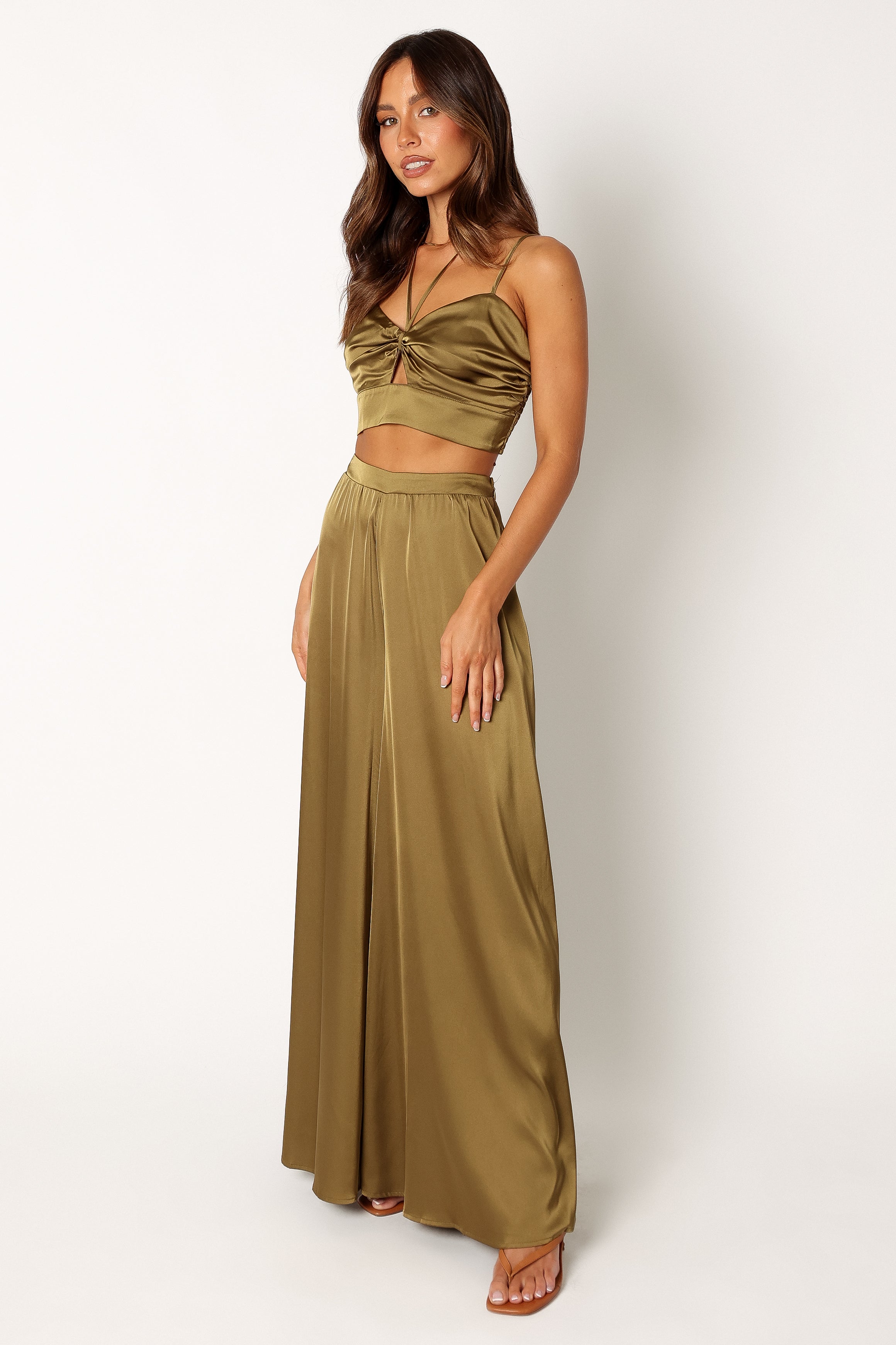 Hunter Two Piece Set - Women's Casual Olive Green Outfit for Summer | Perfect for Beach, Vacation & Everyday Wear