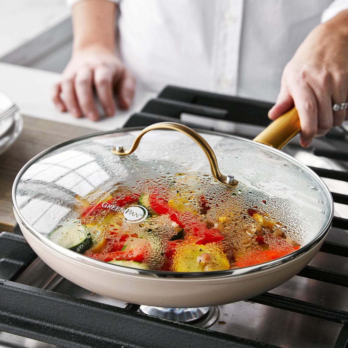 GreenPan Reserve 10-Inch Non-Tick Fry Pan with Tempered Glass Lid - Healthy Ceramic Coating, Oven Safe to 600°F - Perfect for Sautéing, Frying & Simmering