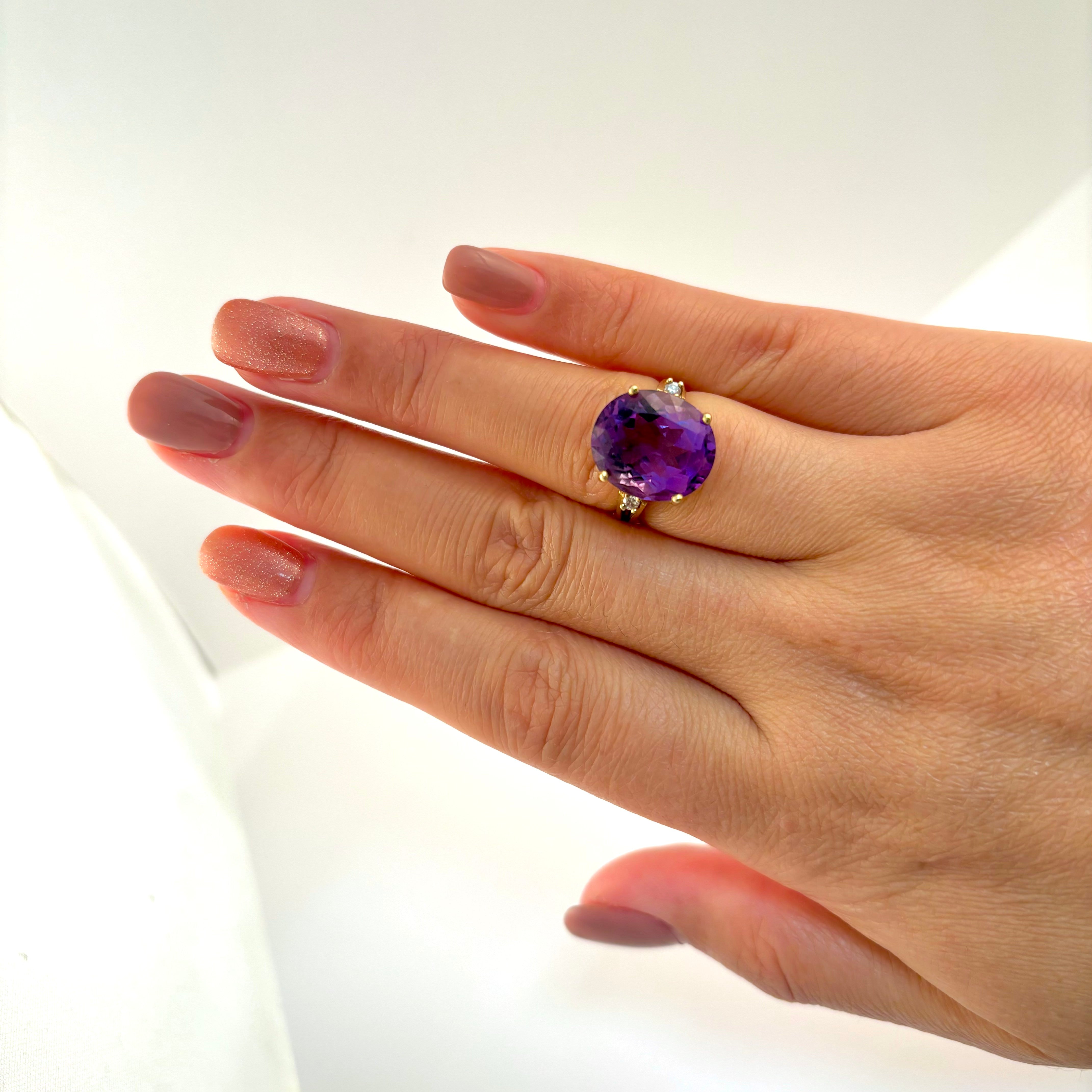 14K Yellow Gold Amethyst and Diamond Ring - 6.90ct Amethyst & 0.06ctw Diamonds | Size 5.5 | Elegant Engagement, Anniversary Gift for Women | Perfect for Valentine's Day, Birthday & Special Occasions