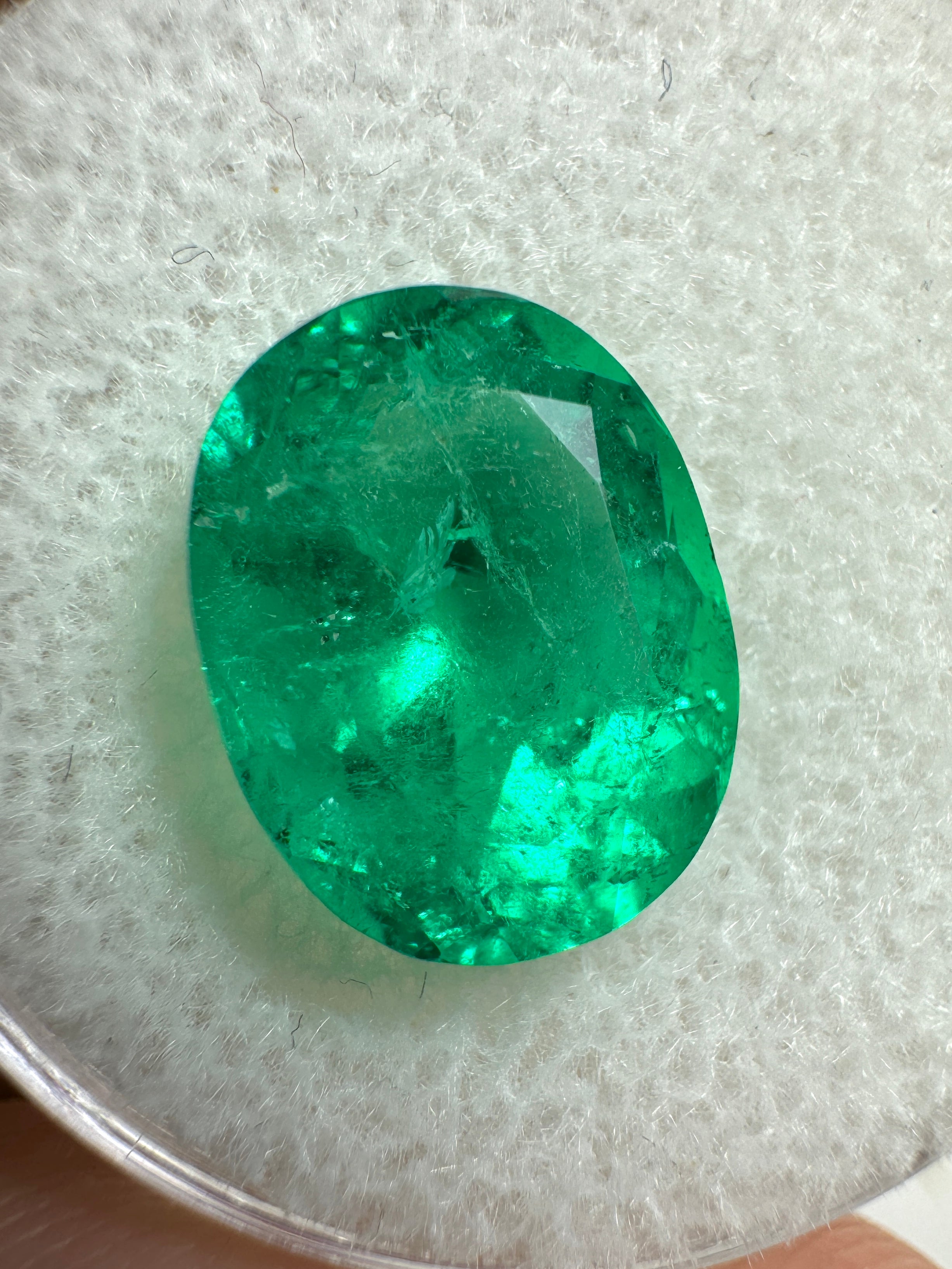 3.97 Carat 11.5x9mm Muzo Green Colombian Emerald Loose Gemstone - Oval Cut Natural Emerald for Jewelry Making, Engagement Rings & Luxury Gifts