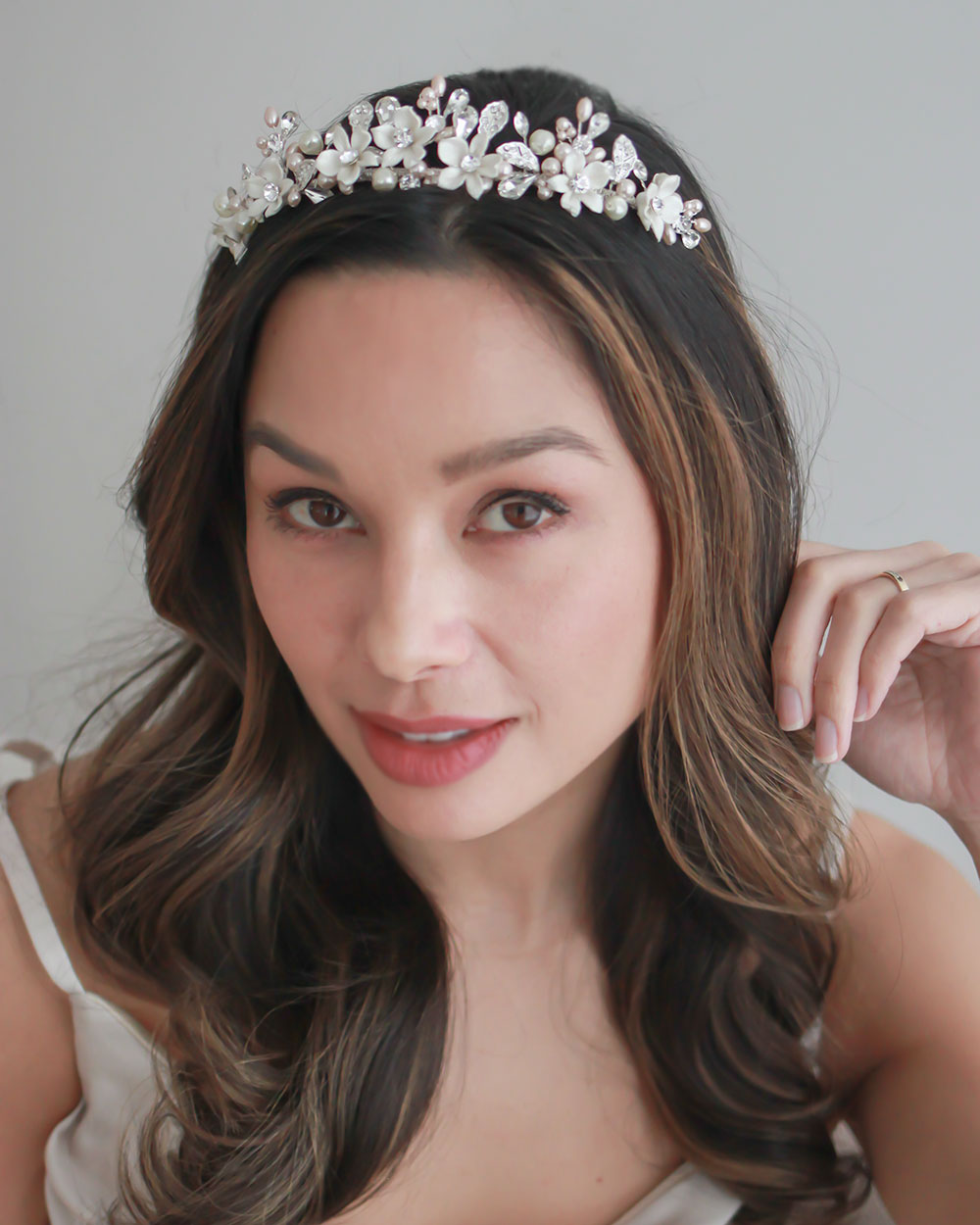 Giovanna Floral Tiara - Elegant Bridal Hair Crown for Weddings, Prom & Special Occasions | Boho Wedding Headpiece with Delicate Flowers