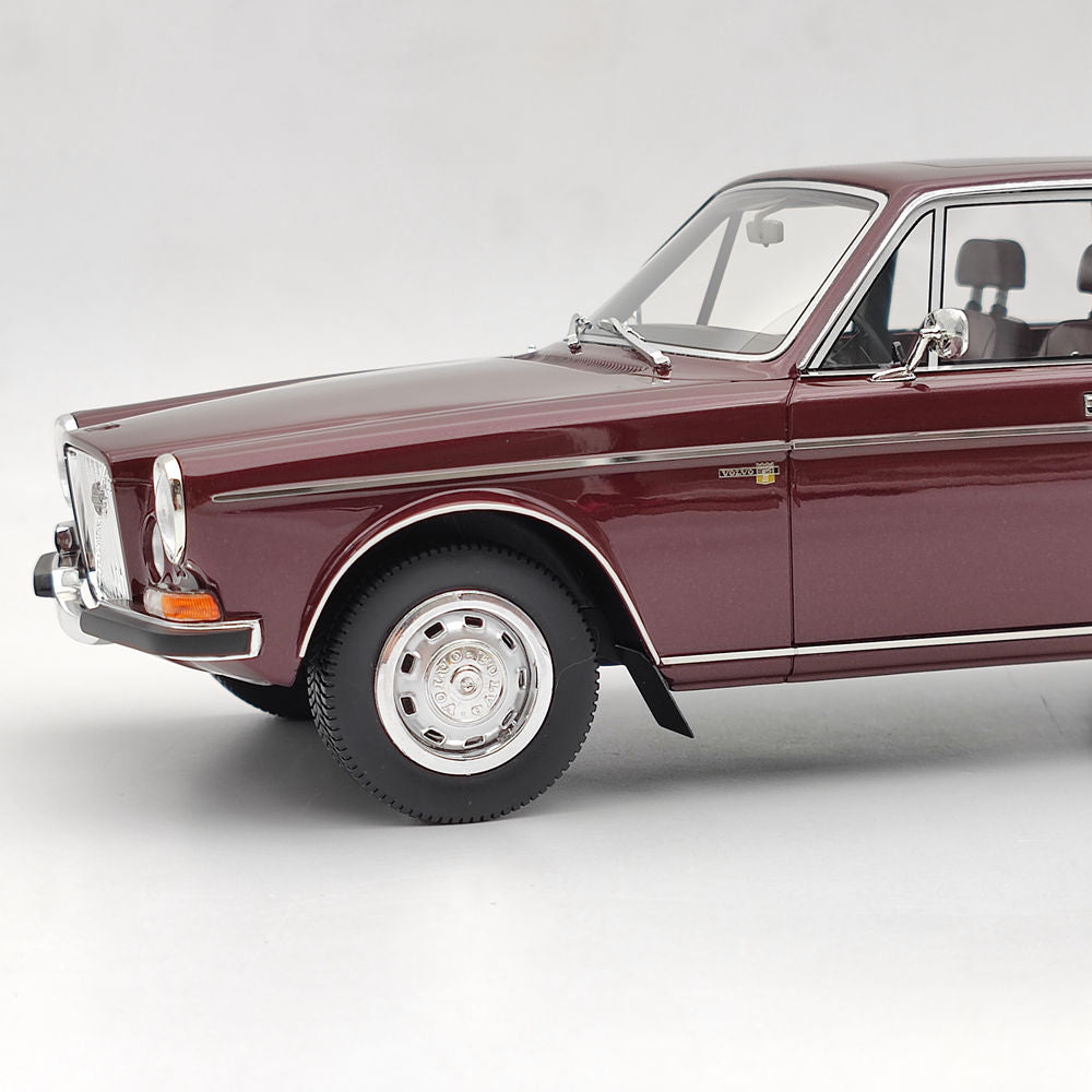 1/18 Scale Volvo 164 E 1972 Limited Edition Resin Model Car - DNA Collectibles DNA000158 - Red Diecast Vehicle for Collectors & Enthusiasts (Perfect for Display, Gifts, and Automotive Collections)