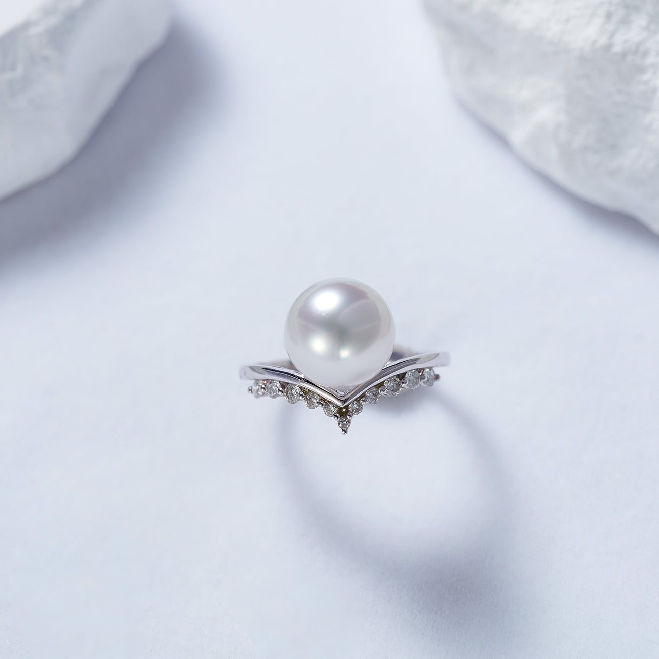 18K Gold Diamond & Australian White South Sea Pearl Ring KR00083 - Elegant Bridal Jewelry, Anniversary Gift, Luxury Statement Piece for Women