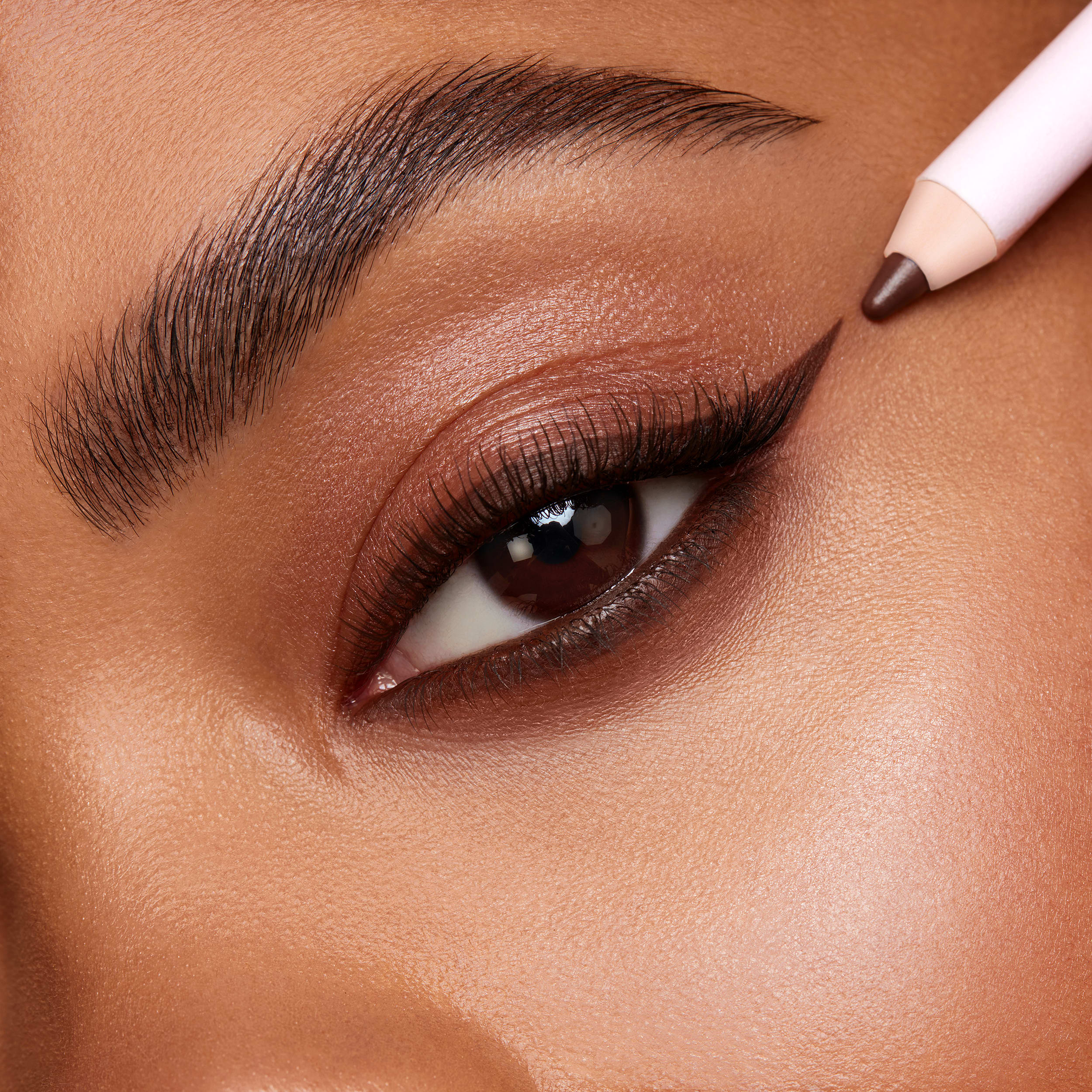 Long-Lasting Waterproof Gel Eyeliner Pencil - Smudge Proof & Highly Pigmented for Precise Eye Makeup - Perfect for Daily Wear, Party Looks & Professional Makeup Artists
