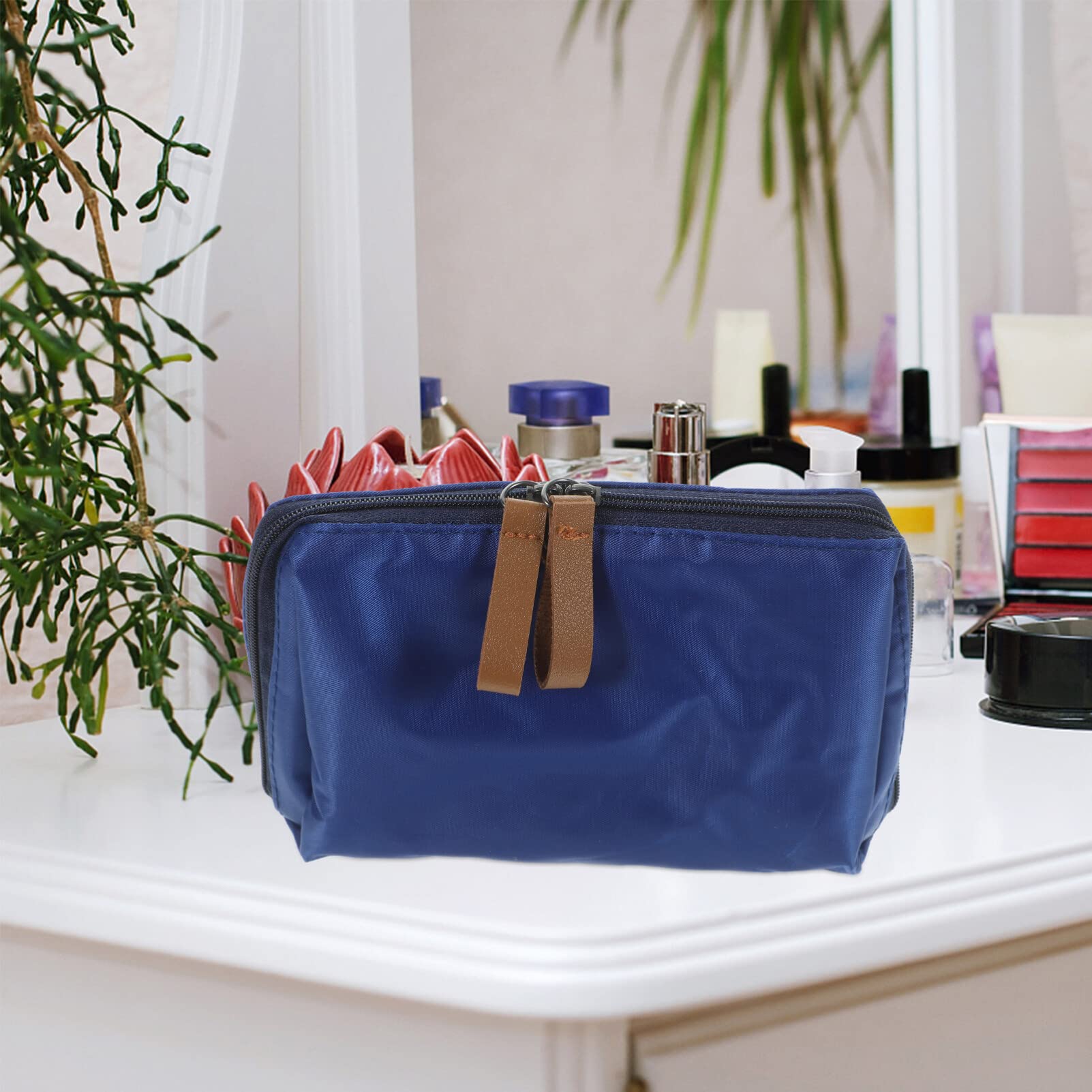 FOMIYES Women's Travel Makeup Bag - Waterproof Cosmetic Organizer with Zipper for Lipstick, Brushes & Mini Essentials | Perfect for Purse, Business Trips & Tourism Accessories