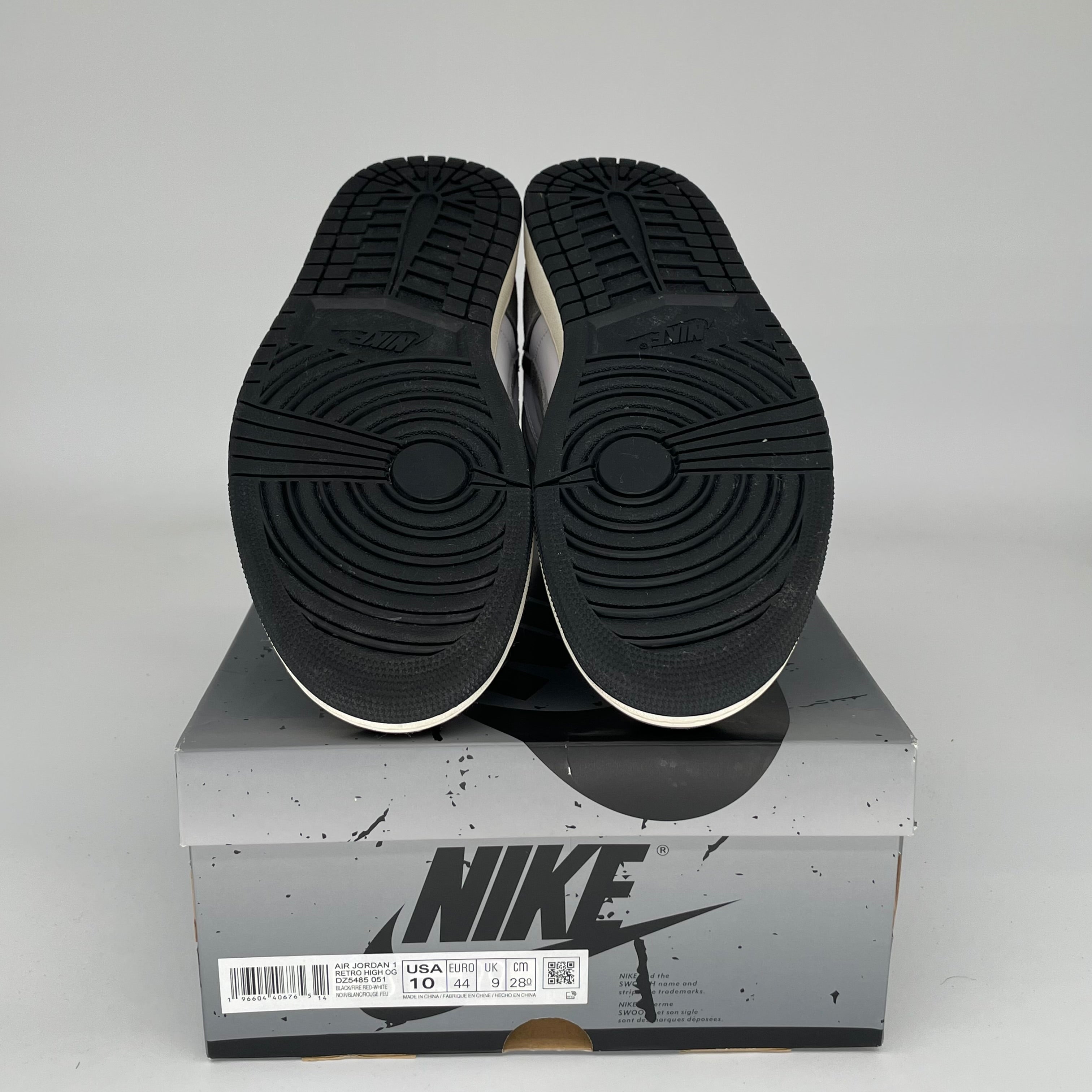 Air Jordan 1 Washed Black Men's Basketball Shoes - Size 10 (DZ5485-051) - Retro High-Top Sneakers for Casual Wear & Street Style