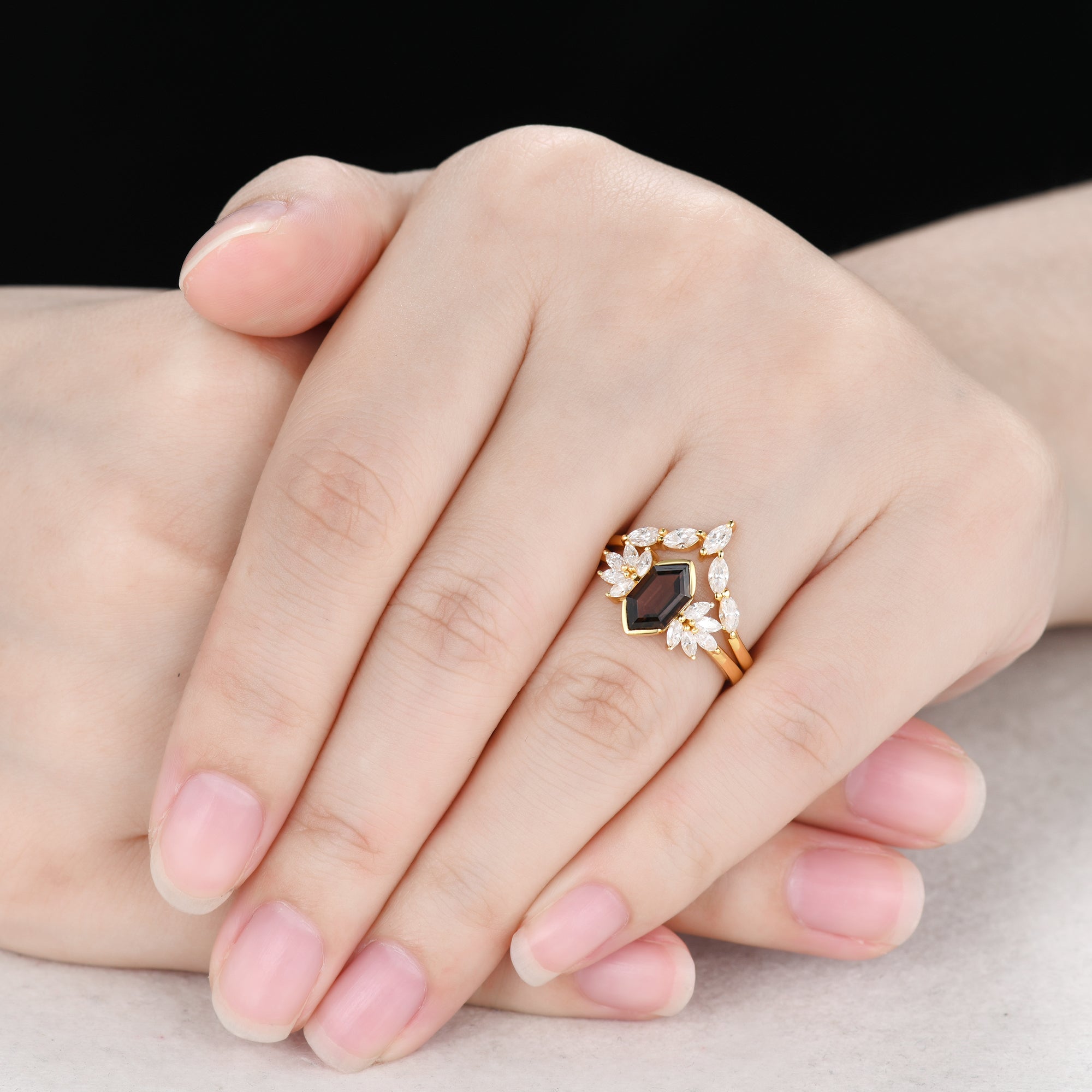 14K Yellow Gold Marquise Moissanite Wedding Ring Set - Curved Chevron Matching Band for Women, Bridal Jewelry, Anniversary Gift, Engagement Ring Alternative for Special Occasions