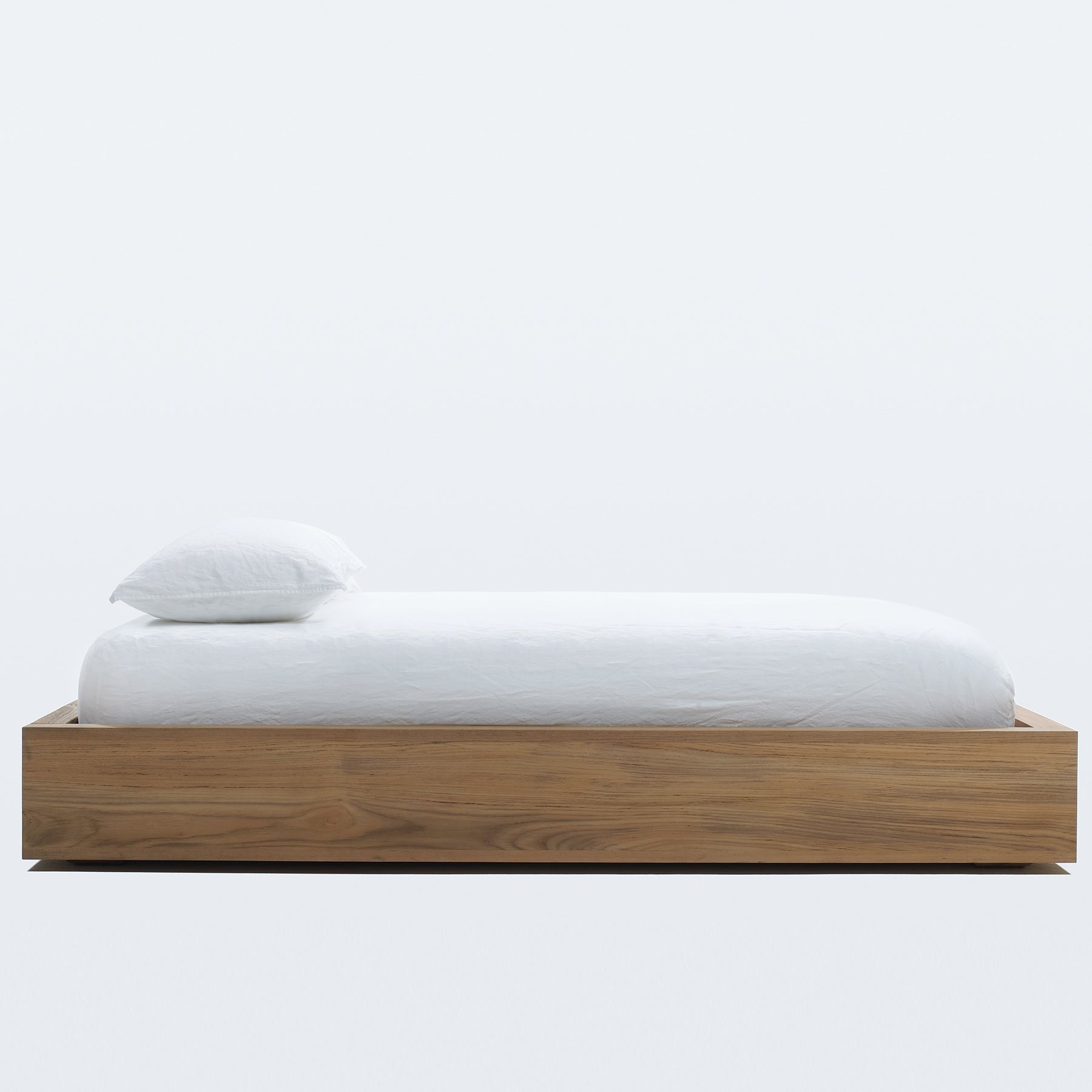 Premium 100% Linen Fitted Sheet - Queen Size White - Soft Breathable Bed Sheet for Comfortable Sleep - Perfect for Master Bedroom, Guest Room & Vacation Homes