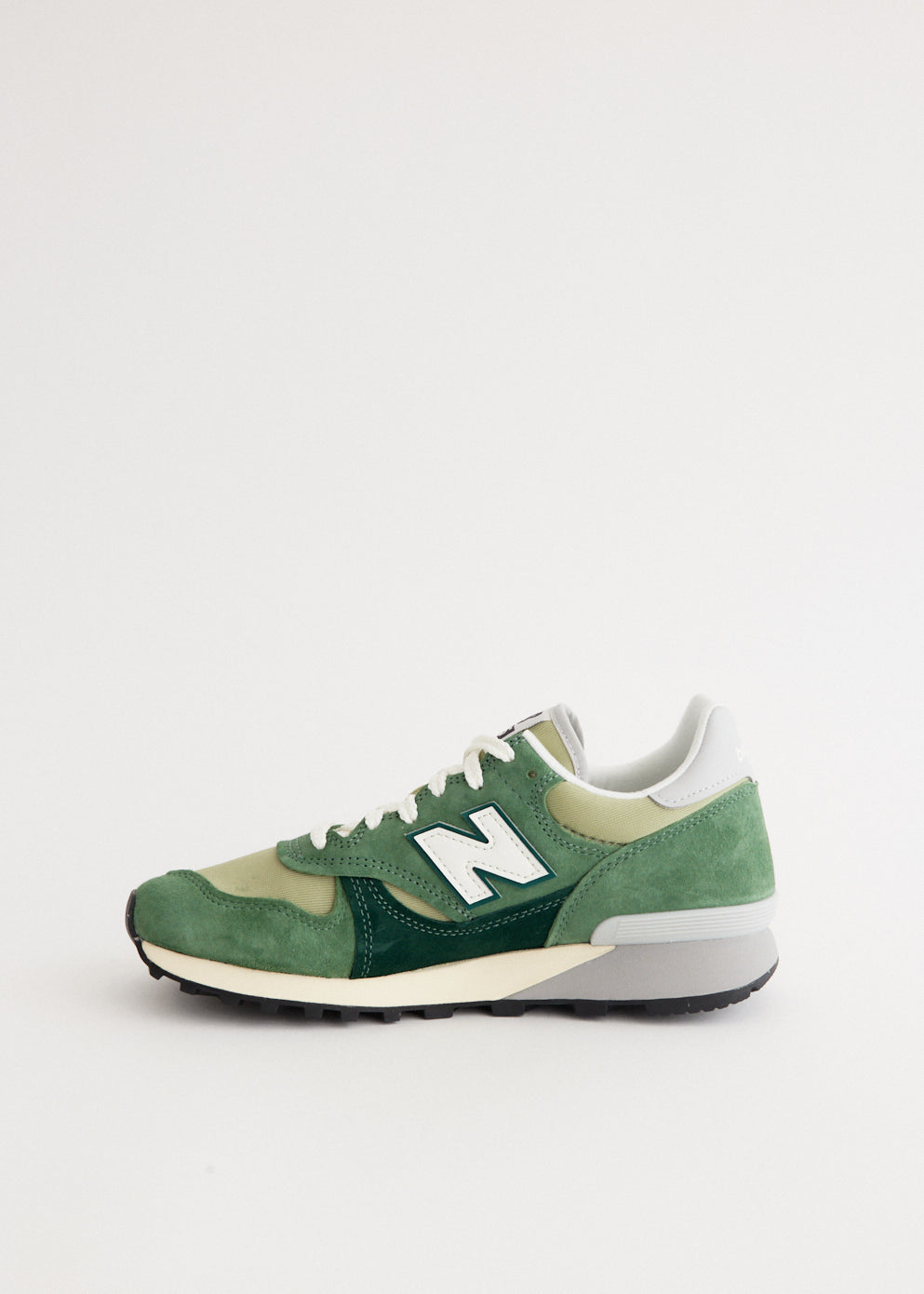Everglade Green Sneakers for Men & Women - 475 Lightweight Comfortable Running Shoes for Walking, Gym & Outdoor Activities