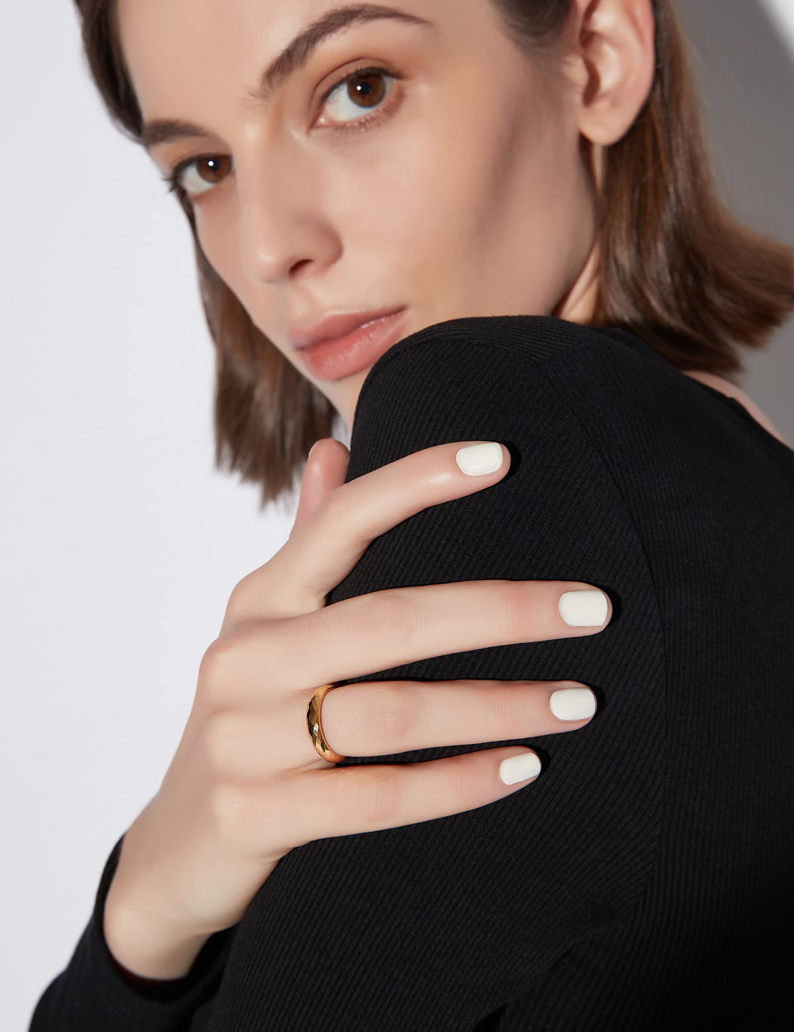 4MM Tungsten Carbide Wedding Rings for Women - Faceted Edge Dome Polished in Rose Gold, Black, Gold & Silver - Comfort Fit Sizes 5-12 - Durable & Scratch-Resistant Jewelry for Everyday Wear, Anniversary Gifts & Special Occasions