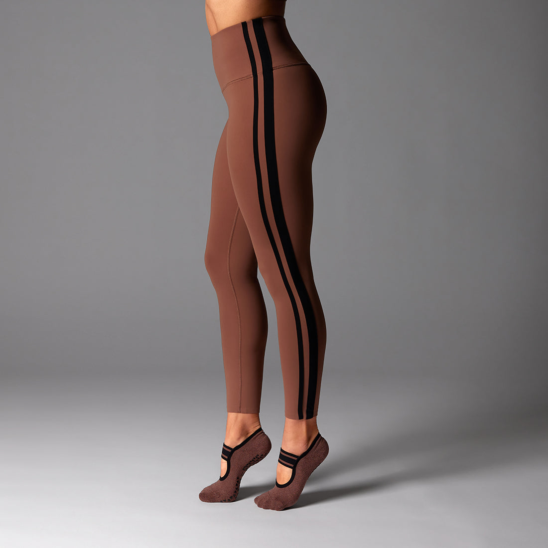 High Waisted 7/8 Striped Yoga Pants for Women - Comfortable Workout Leggings for Running, Gym & Lounge Wear