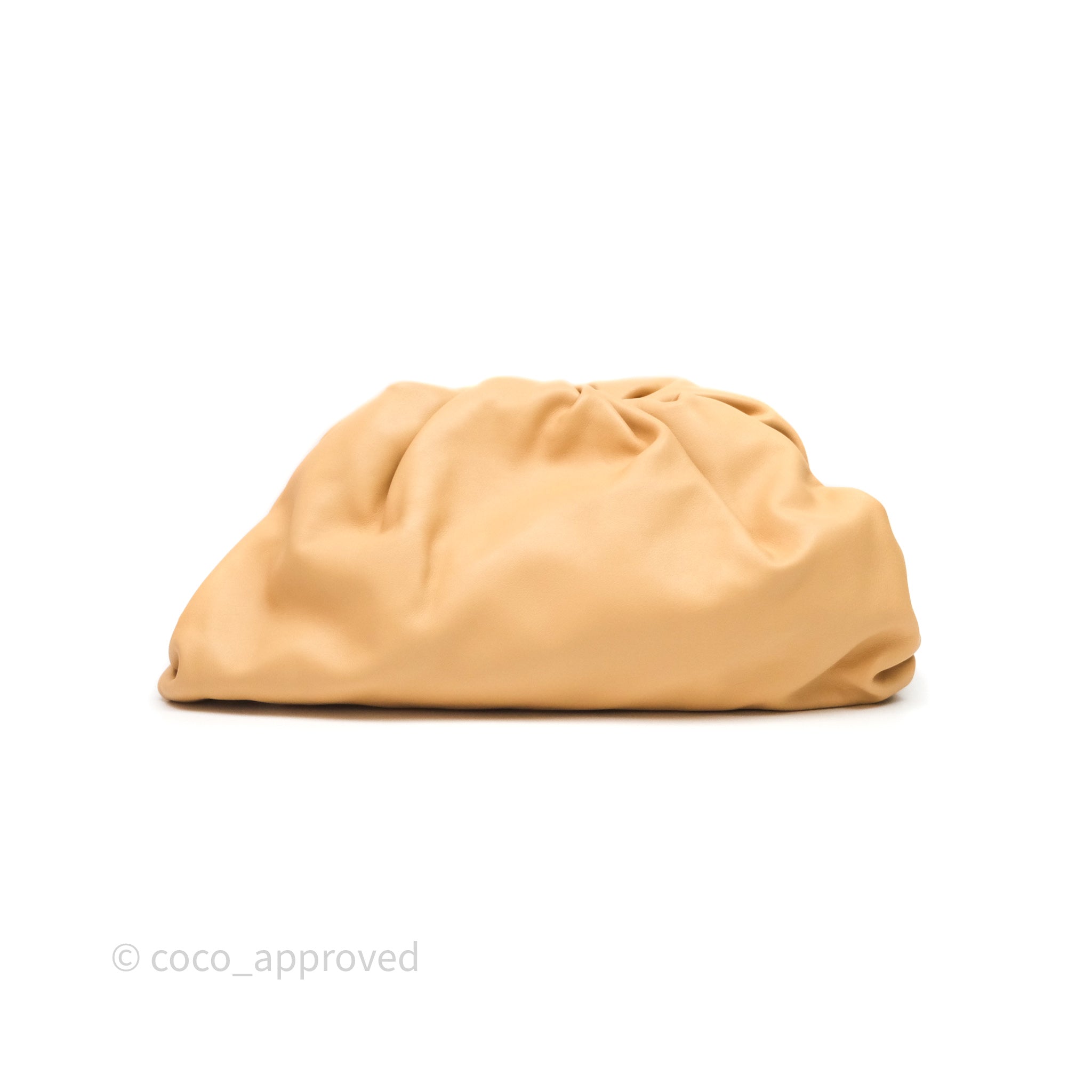 Bottega Veneta The Pouch Bag in Beige Calfskin Leather - Luxury Crossbody Clutch for Women, Perfect for Evening Parties & Date Nights