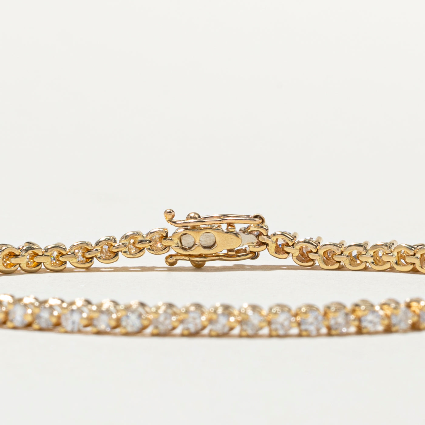14K Gold Diamond Tennis Bracelet for Women - 2.35 Carat Total Weight (ctw) - 7 Inch Adjustable Length - Elegant Jewelry Gift for Anniversary, Birthday & Special Occasions