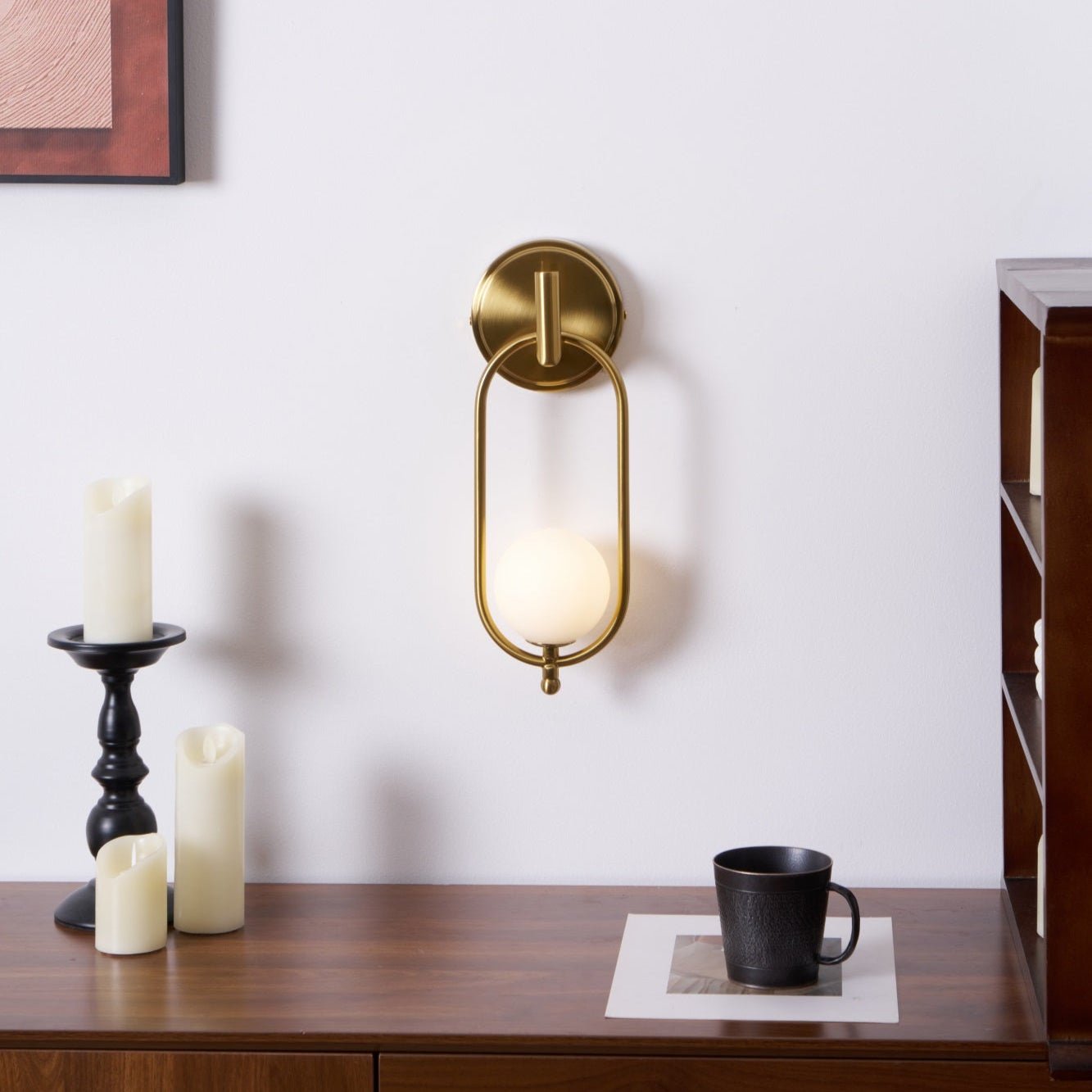 Aurea Brass Wall Light - Vintage Sconce for Bedroom, Living Room & Hallway - Elegant Indoor Lighting Fixture with Warm Glow