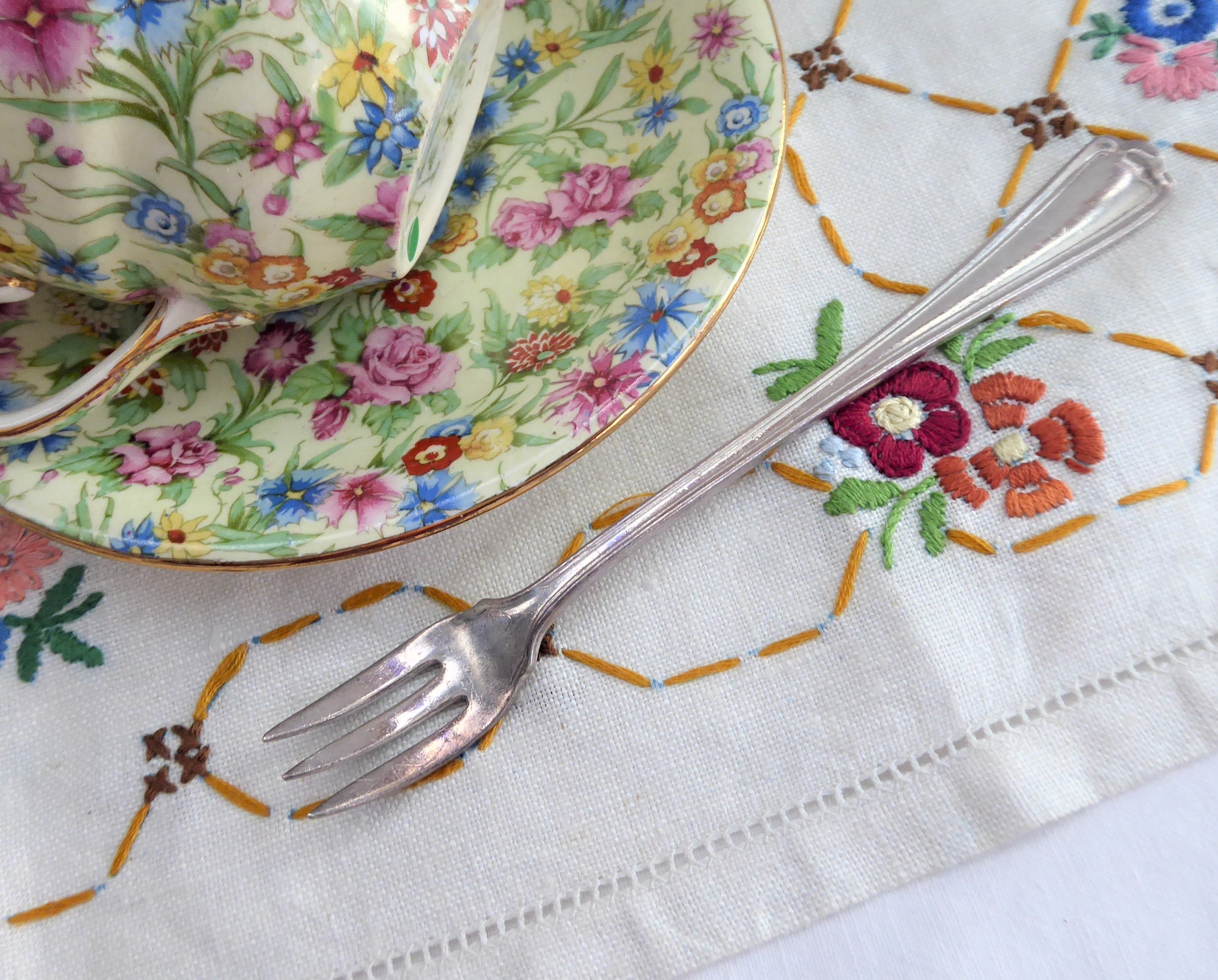 Vintage 1950s Buffalo Athletic Club Silver Plate Pickle Fork - Elegant Olive Fork for Collectors, Antique Silverware, and Classic Table Settings