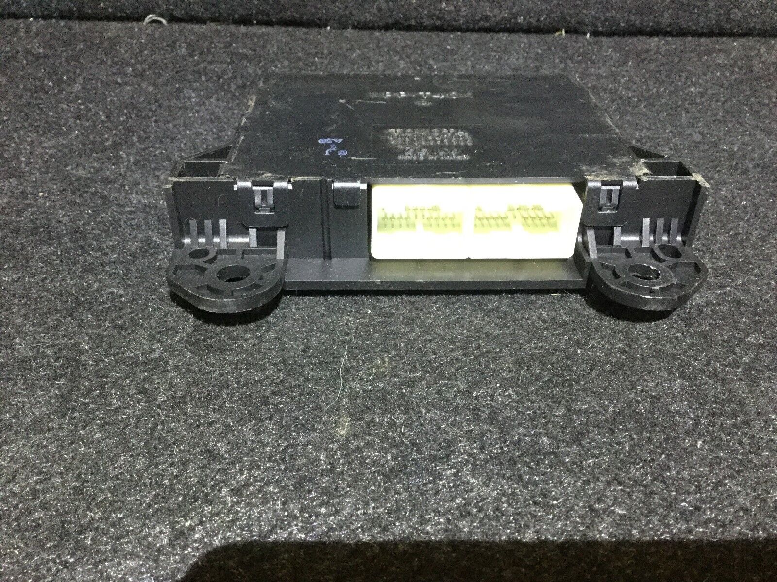 2004-2009 Toyota Prius Temperature Control Module 88650-47051 OEM - Perfect for Climate Control System Repair & Replacement