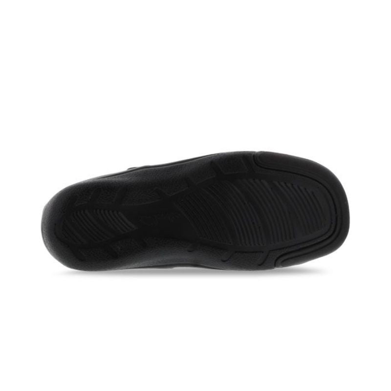 Clarks Petite Junior Kids Shoes - Comfortable & Stylish School Shoes for Girls & Boys - Perfect for School, Play & Everyday Wear