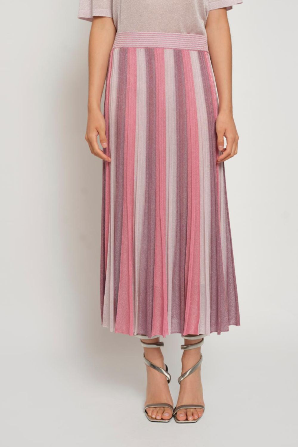 Elegant Pleated Maxi Skirt in Soft Pink Lilac - Perfect for Summer Dresses, Beach Vacations & Boho Fashion Outfits