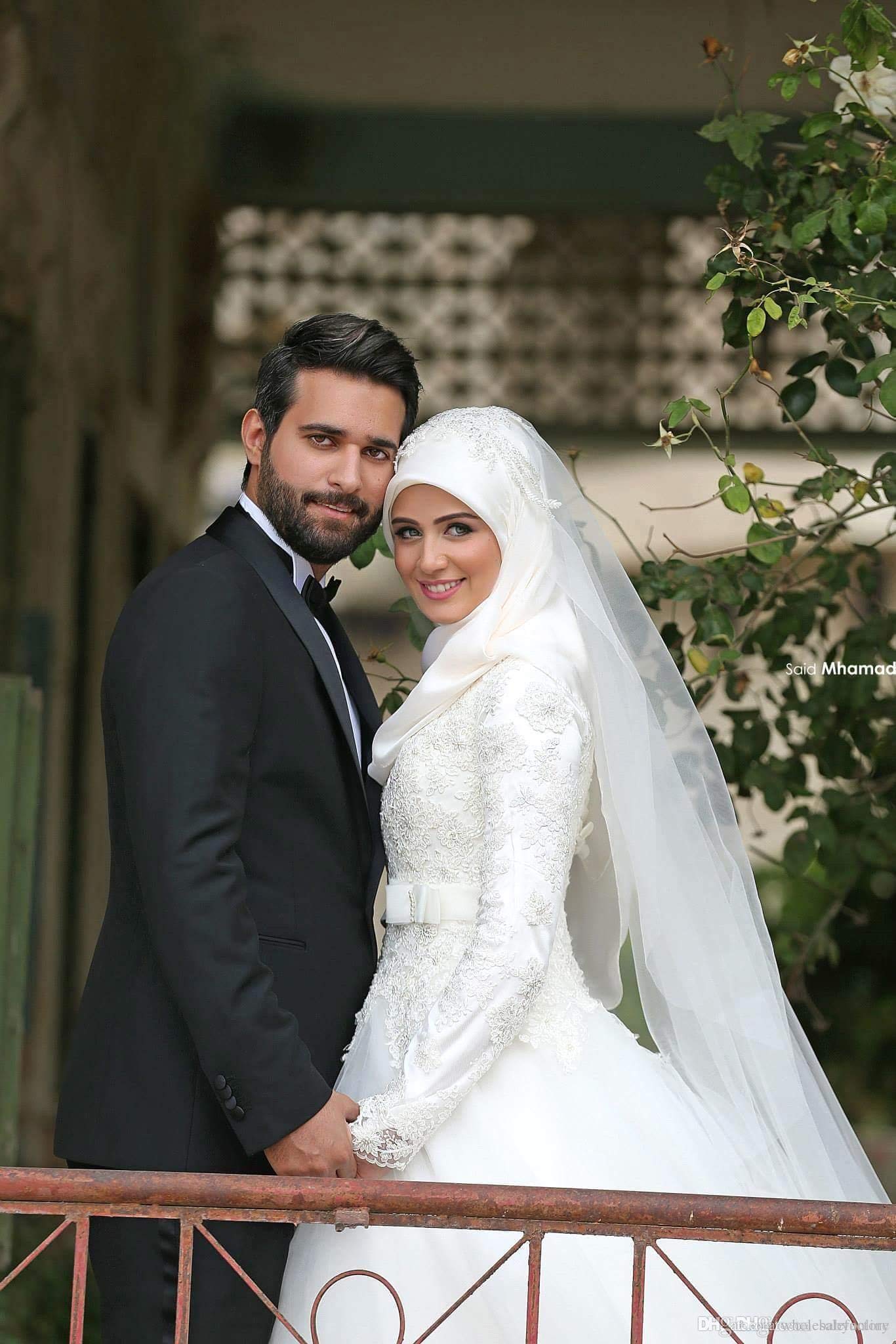 Elegant Muslim A-Line Wedding Dresses for Women | Modest Bridal Gowns | Perfect for Islamic Ceremonies & Formal Occasions