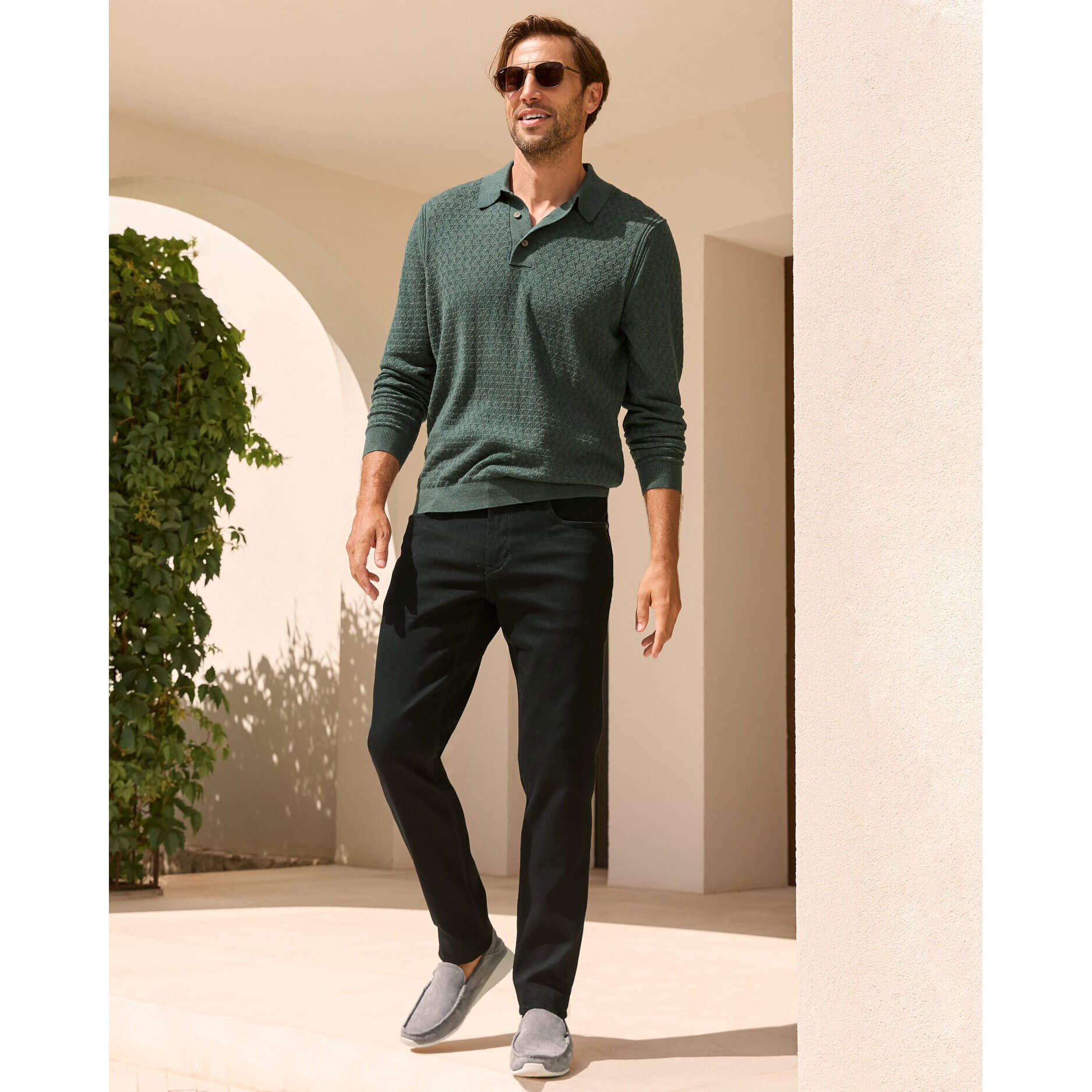 Tommy Bahama Men's Indigo Palms Black Grey Distressed Jeans - Relaxed Fit Denim Pants for Casual Wear & Beach Outings