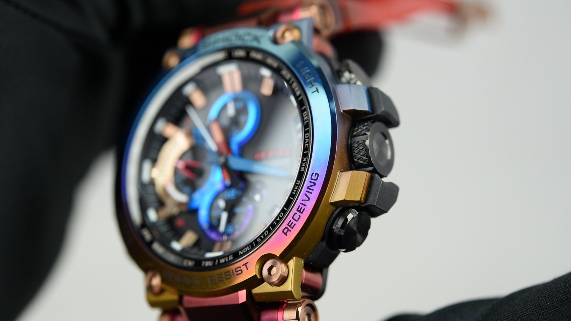 Casio G-Shock MT-G MTG-B1000VL-4A Men's Premium Solar Watch - Used | Shock Resistant, Solar Powered, Bluetooth Connected for Outdoor Sports & Business Wear