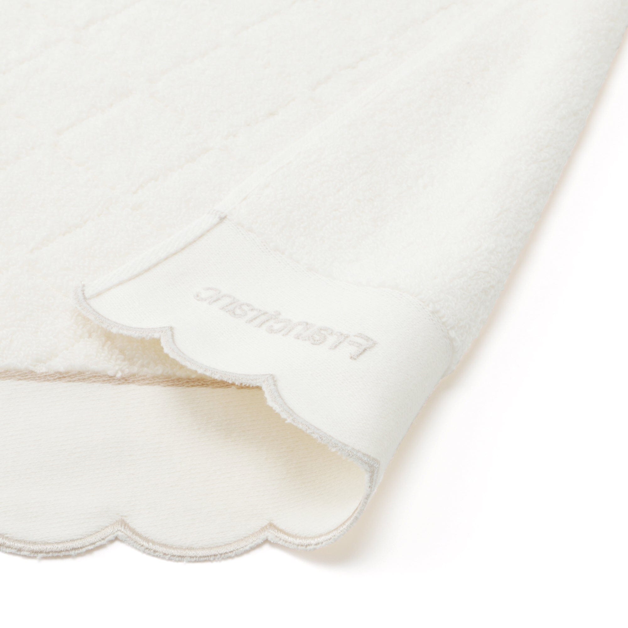 Antibacterial & Deodorizing Scallop Edge Bath Towel Set - Soft & Absorbent Ivory Cotton Towels for Spa, Bathroom, and Beach Use