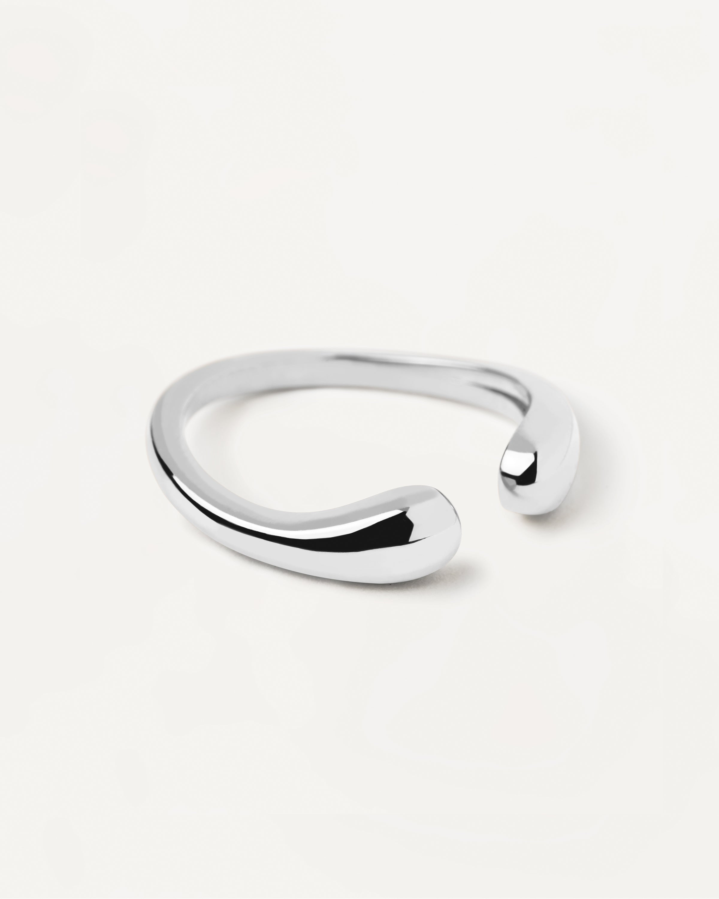Elegant Crush Silver Ring for Women - Minimalist Stackable Band - Perfect for Everyday Wear, Gifts & Special Occasions