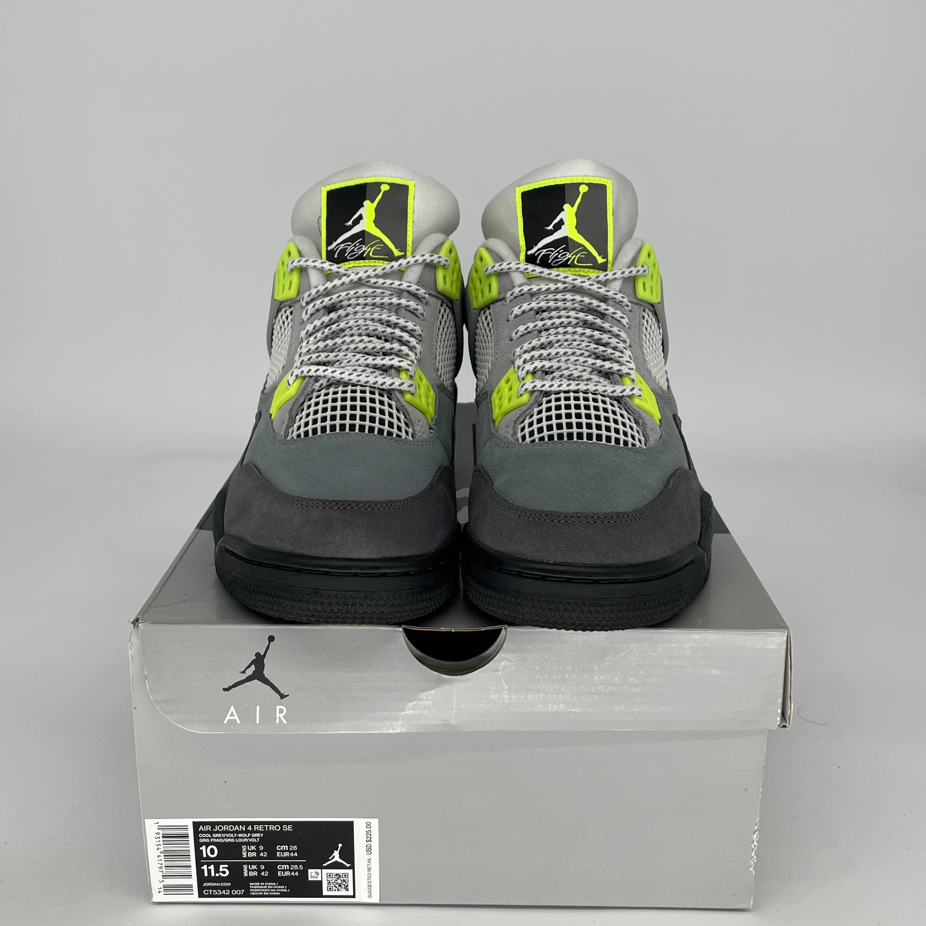 AIR JORDAN 4 Retro 