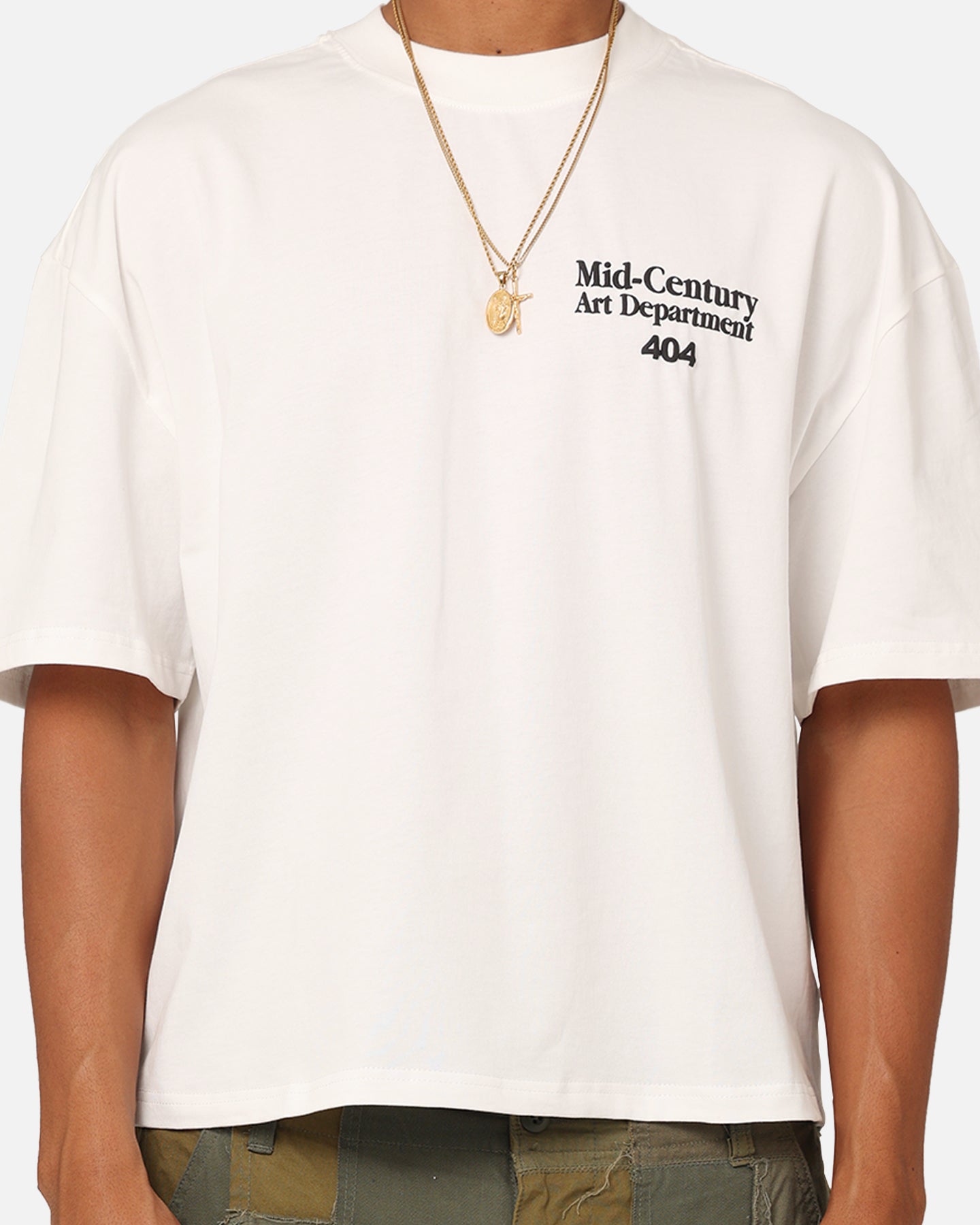 Vintage 404 Mid Century Art Graphic T-Shirt - Off White Retro Style Tee for Men & Women - Perfect for Casual Wear, Street Fashion & Retro-Themed Events