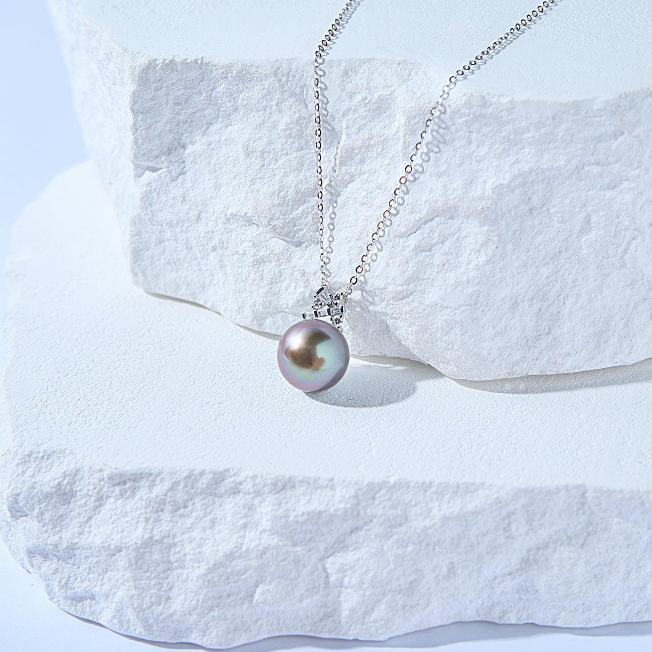 18K Solid Gold Tahitian Pearl Necklace for Women - Luxury Saltwater Pearl Jewelry Gift for Anniversary, Wedding & Special Occasions