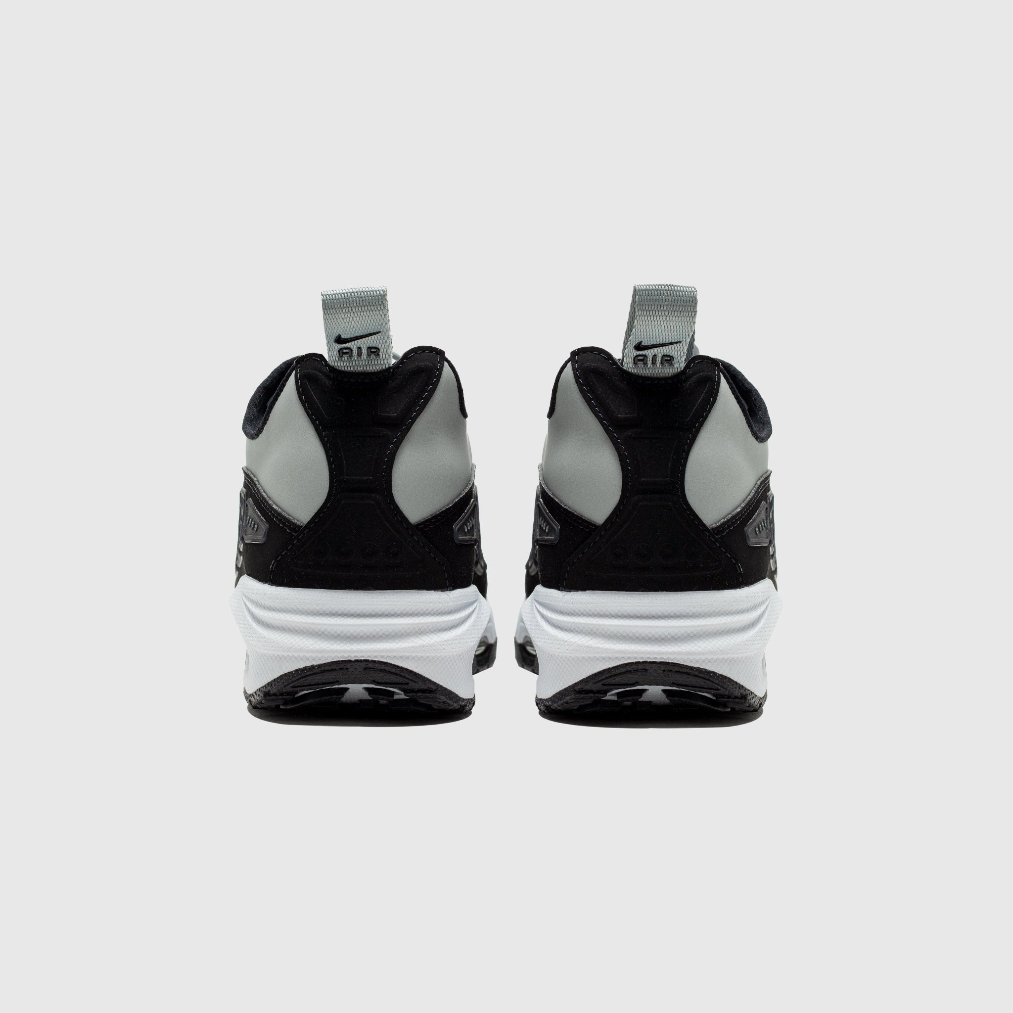 Nike Women's Air Max Sunder Running Shoes - Metallic Silver | Lightweight & Comfortable for Jogging, Gym Workouts & Casual Wear