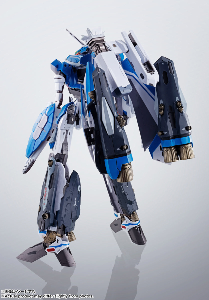 Bandai DX Chogokin Macross Delta VF-31J Super Siegfried Hayate Immelmann Action Figure - Collectible Anime Robot Toy for Display & Play | Perfect for Fans & Model Enthusiasts