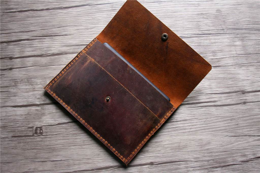 Personalized Leather Kindle Voyage Case Sleeve - Custom Name Engraved Protective Cover for Reading, Travel & Daily Commute
