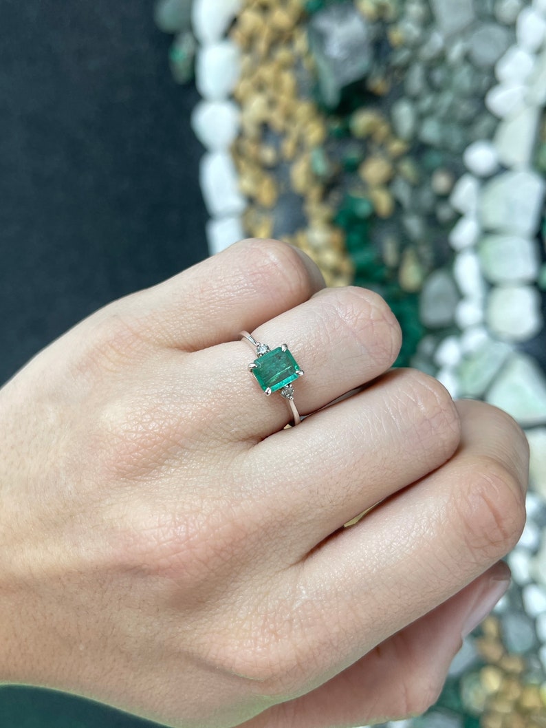 1.52tcw SS Natural Emerald Brilliant Round Cut Sterling Silver Ring with Salt & Pepper Diamond Accents - Perfect for Engagement, Anniversary & Special Occasion Gifts