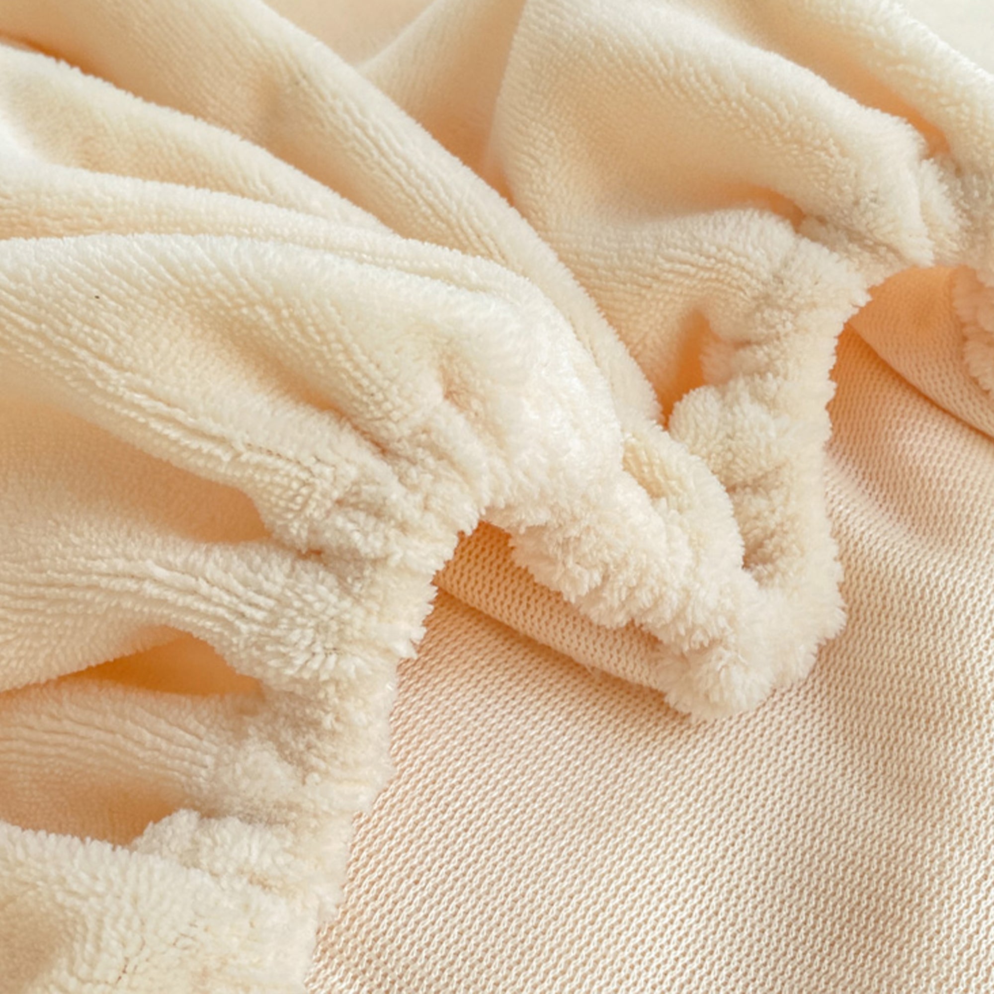 Luxury Velvet Fitted Sheet Set - Queen Size, Deep Pocket, Soft & Wrinkle-Free - Perfect for Bedroom Decor, Guest Rooms & Cozy Winter Nights