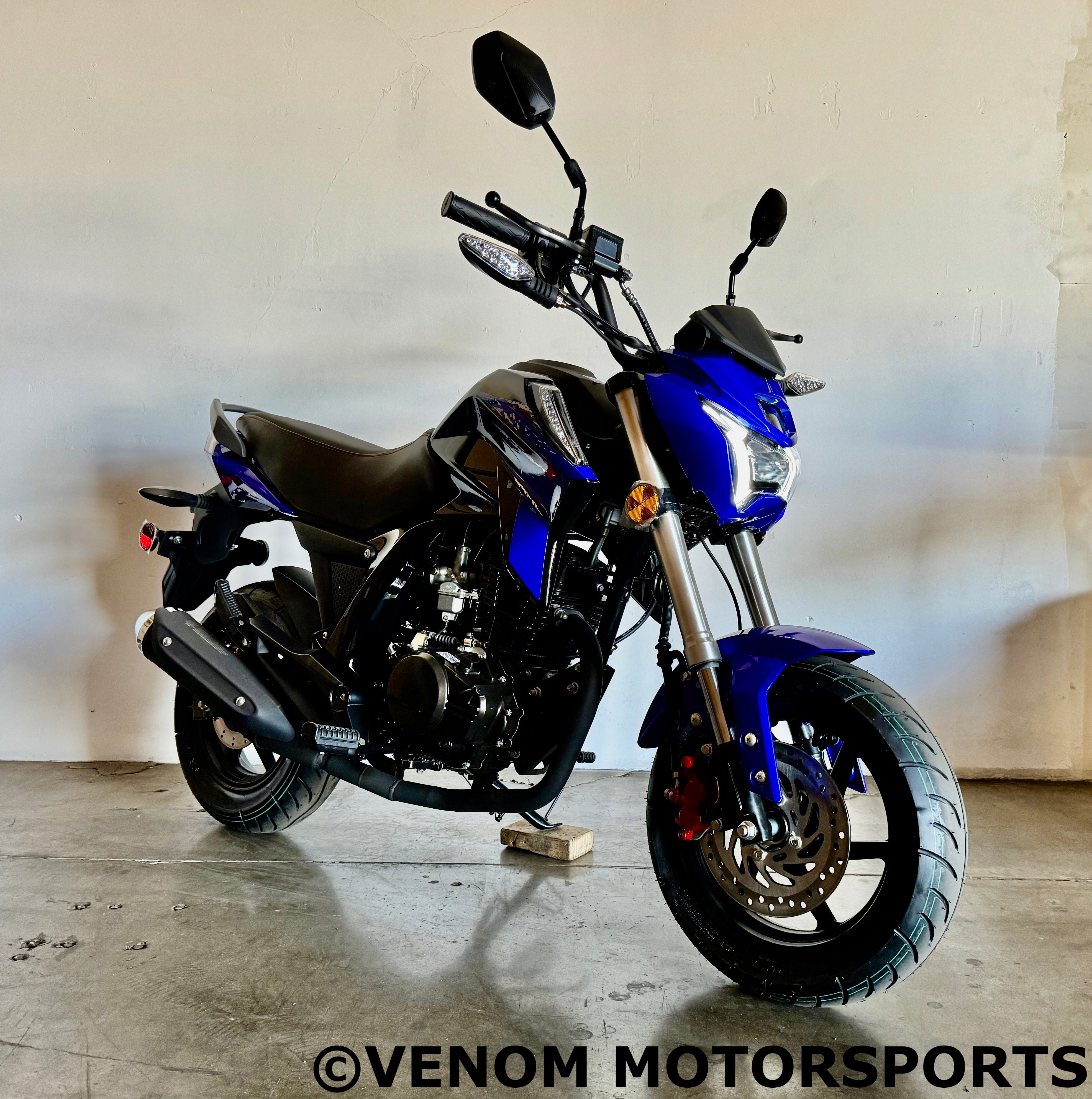 **Lifan SS3 150cc Motorcycle - 5-Speed Manual Dirt Bike for Adults, Off-Road & Trail Riding**