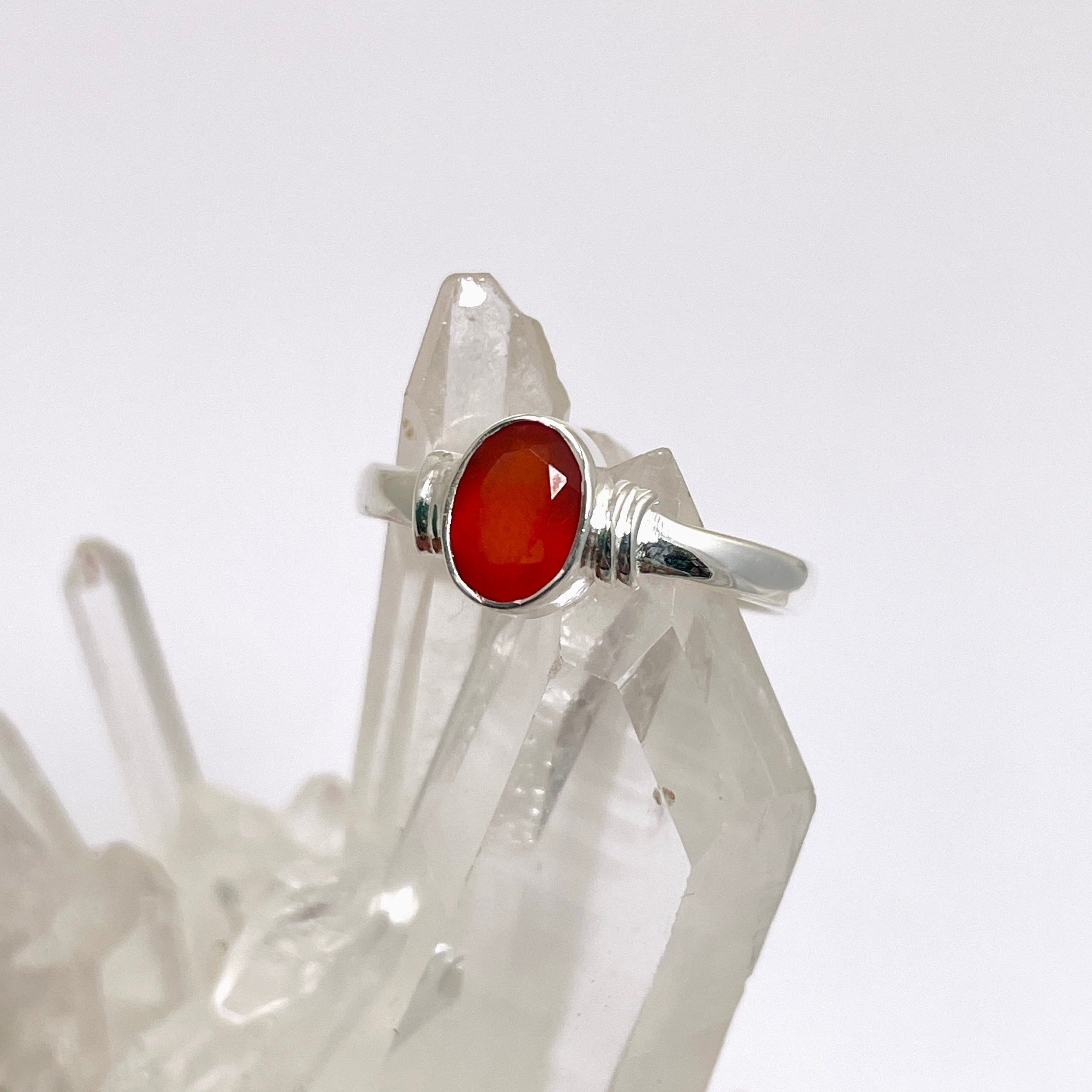 Natural Carnelian Oval Faceted Gemstone Pendant Necklace - Handcrafted Jewelry for Women, Spiritual Healing & Energy Balance - Perfect for Meditation, Yoga & Everyday Elegance