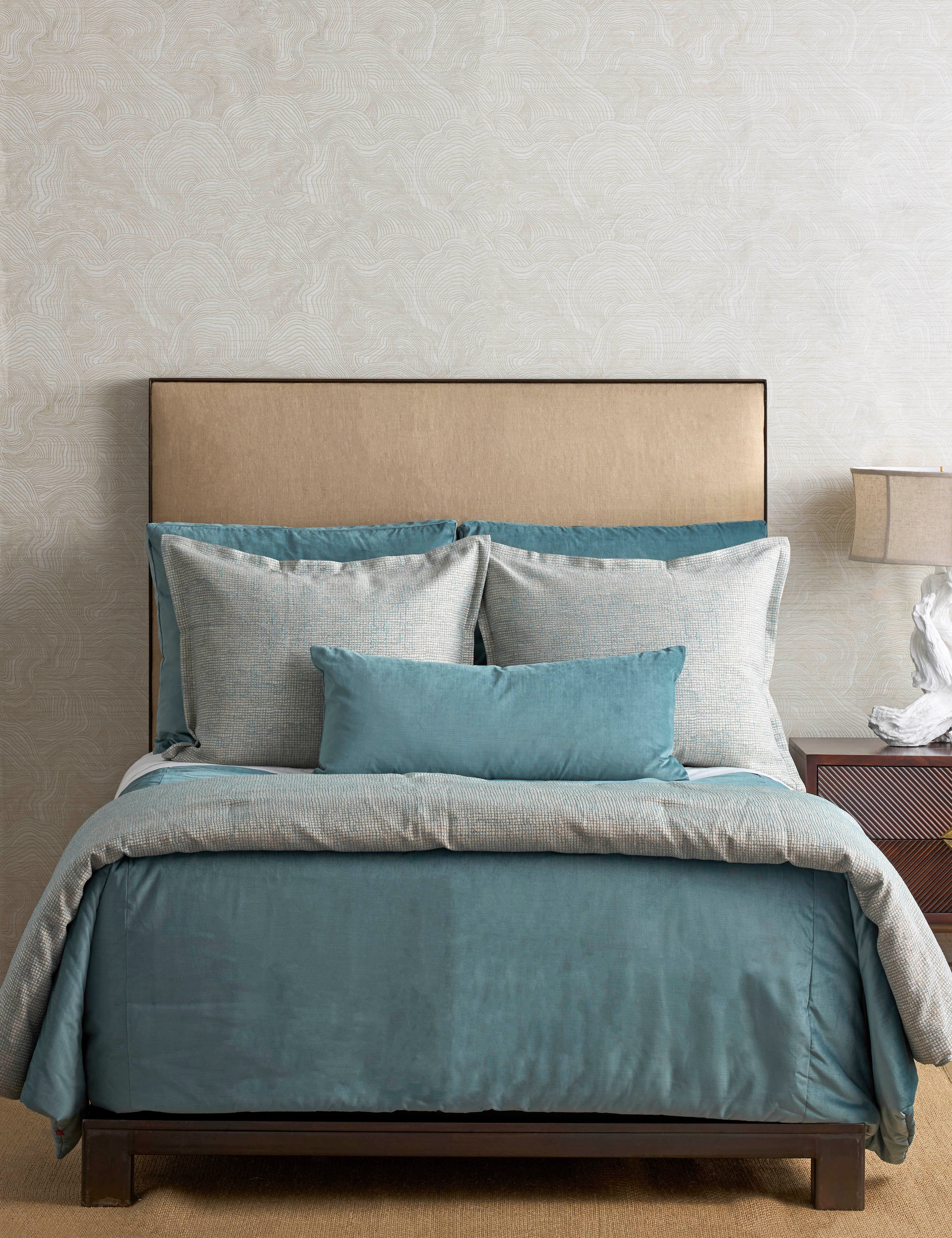 Soft & Breathable Screen Padded Coverlet - Lightweight Quilted Bedspread for All Seasons | Perfect for Bedrooms, Guest Rooms & Dorm Decor