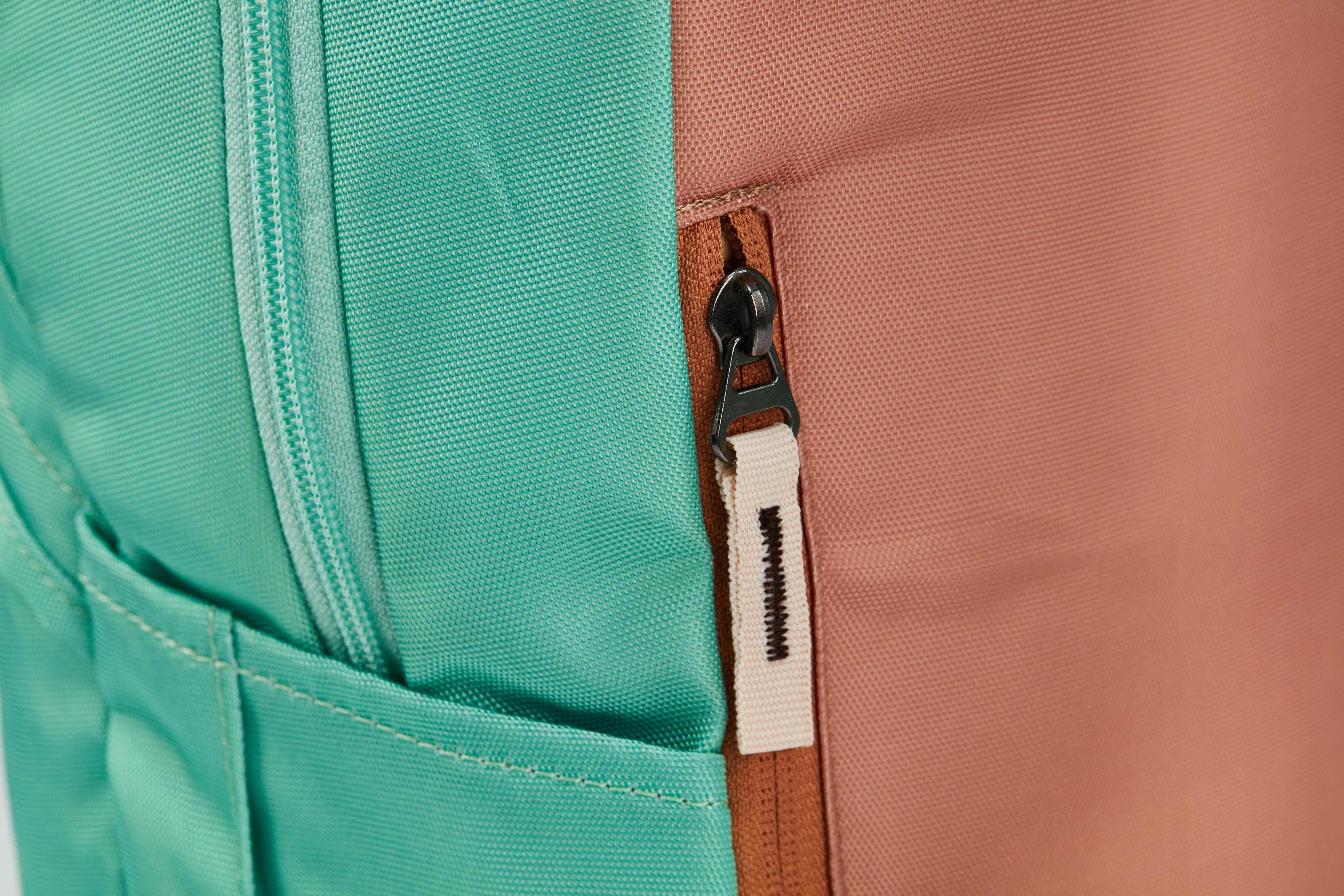 American Tourister RUDY Small Fashion Backpack - Lightweight Travel Daypack for Women & Teens, Water-Resistant School Bag (Ice Mint) - Perfect for College, Commuting & Weekend Getaways