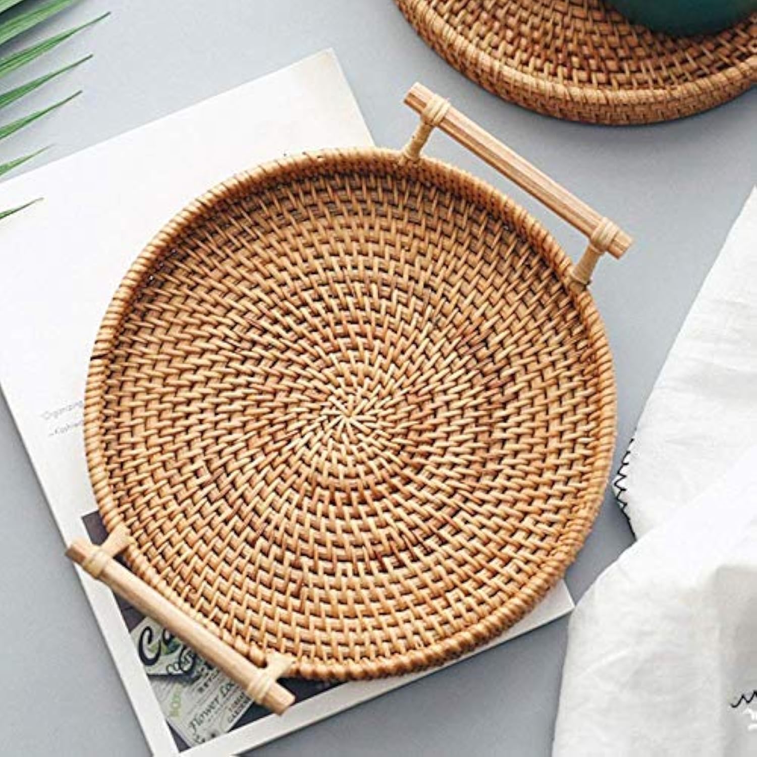 Hand-Woven Rattan Storage Basket with Handle - Round Wicker Tray for Bread, Fruits & Food Display - Perfect for Kitchen Countertop, Dining Table & Breakfast Serving