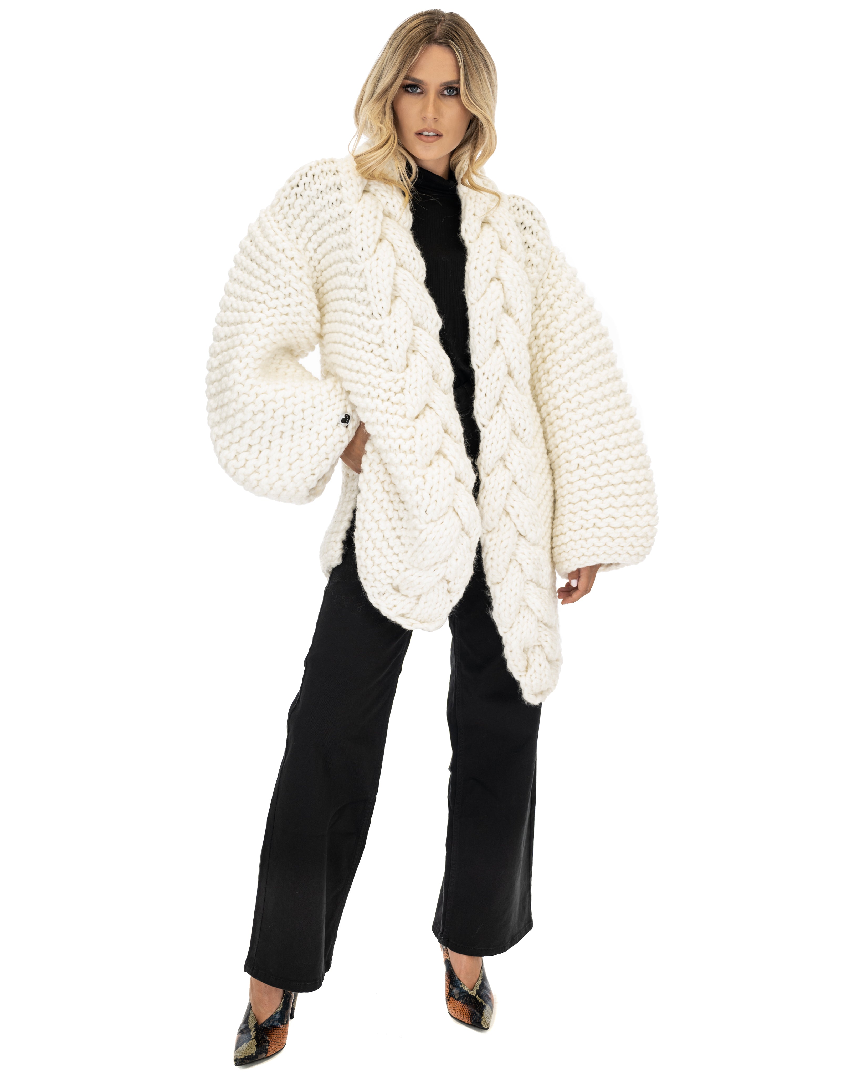 Women's Cable Knit Coat - Soft Wool Winter Jacket for Ladies - Perfect for Cold Weather, Office Wear & Casual Outfits